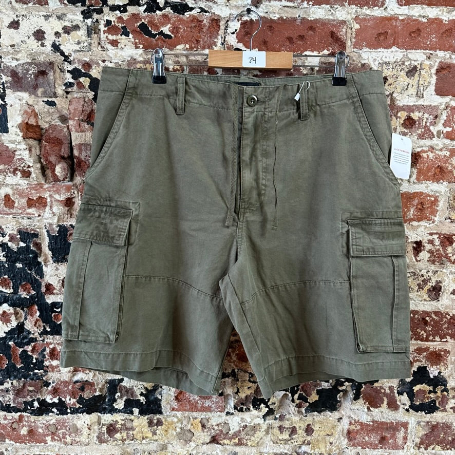 Lucky Mens 34 Cargo Green Shorts NEW