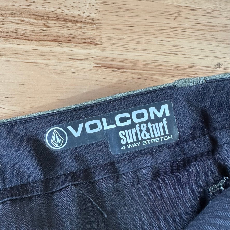 Volcom Shorts Mens 38