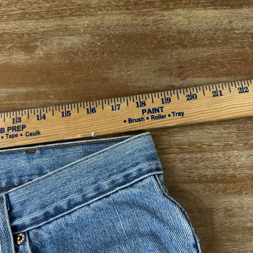 Levis 505 Jeans Mens 38x32 Regular Zip fly (measures 37x30) Blue denim Levi's