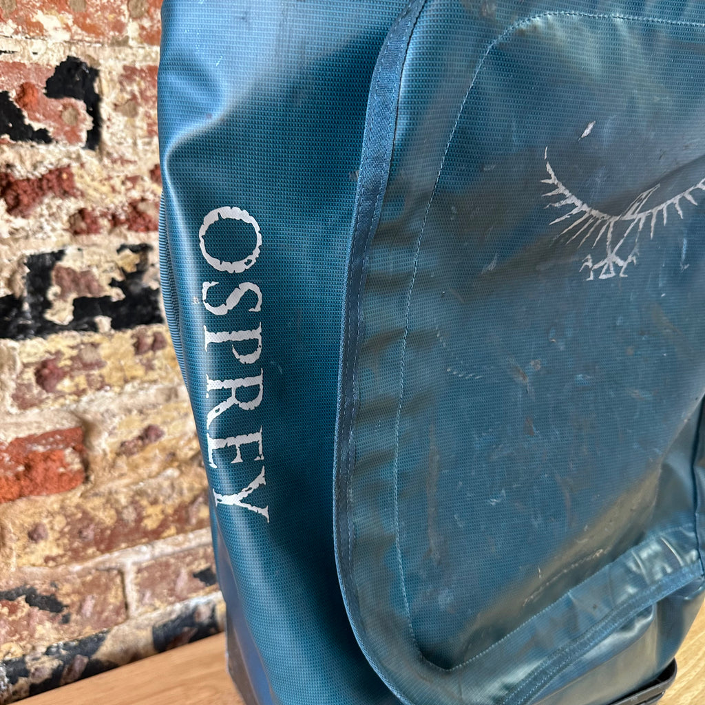 Osprey Transporter 60 Rolling Duffel Bag Blue travel WORN