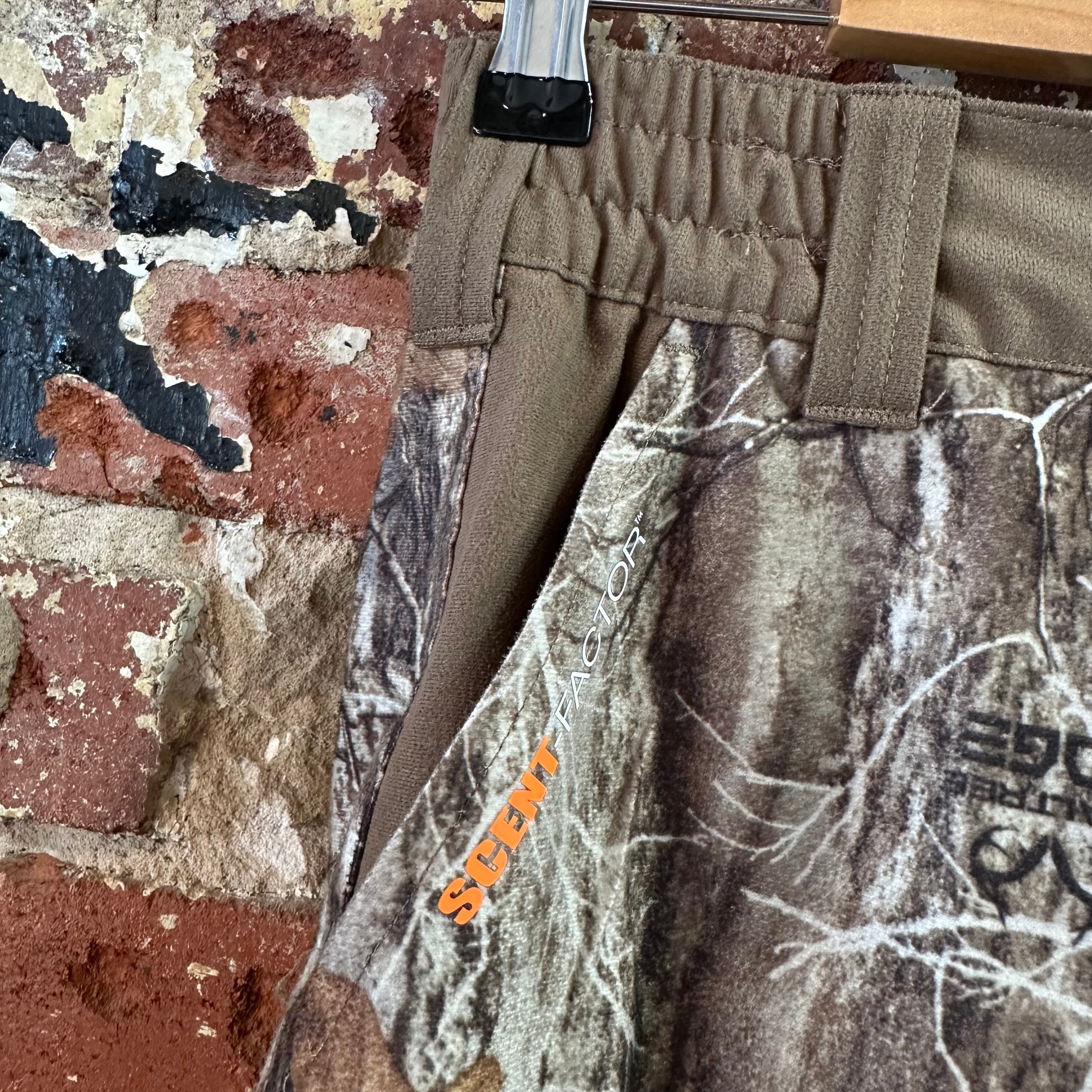 Habit Fleece Camo Pants Youth Small