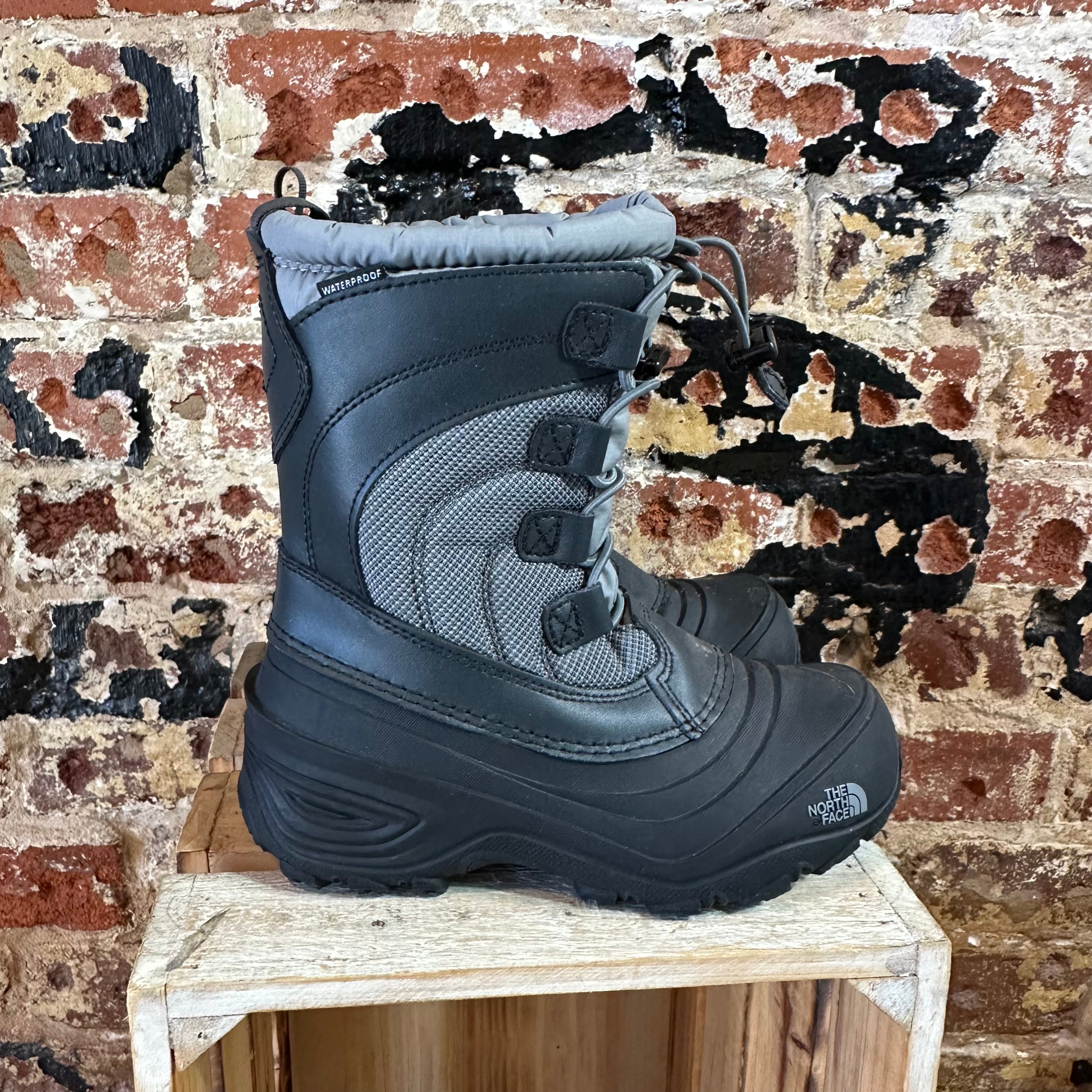 The North Face Snow Winter Boots youth 1
