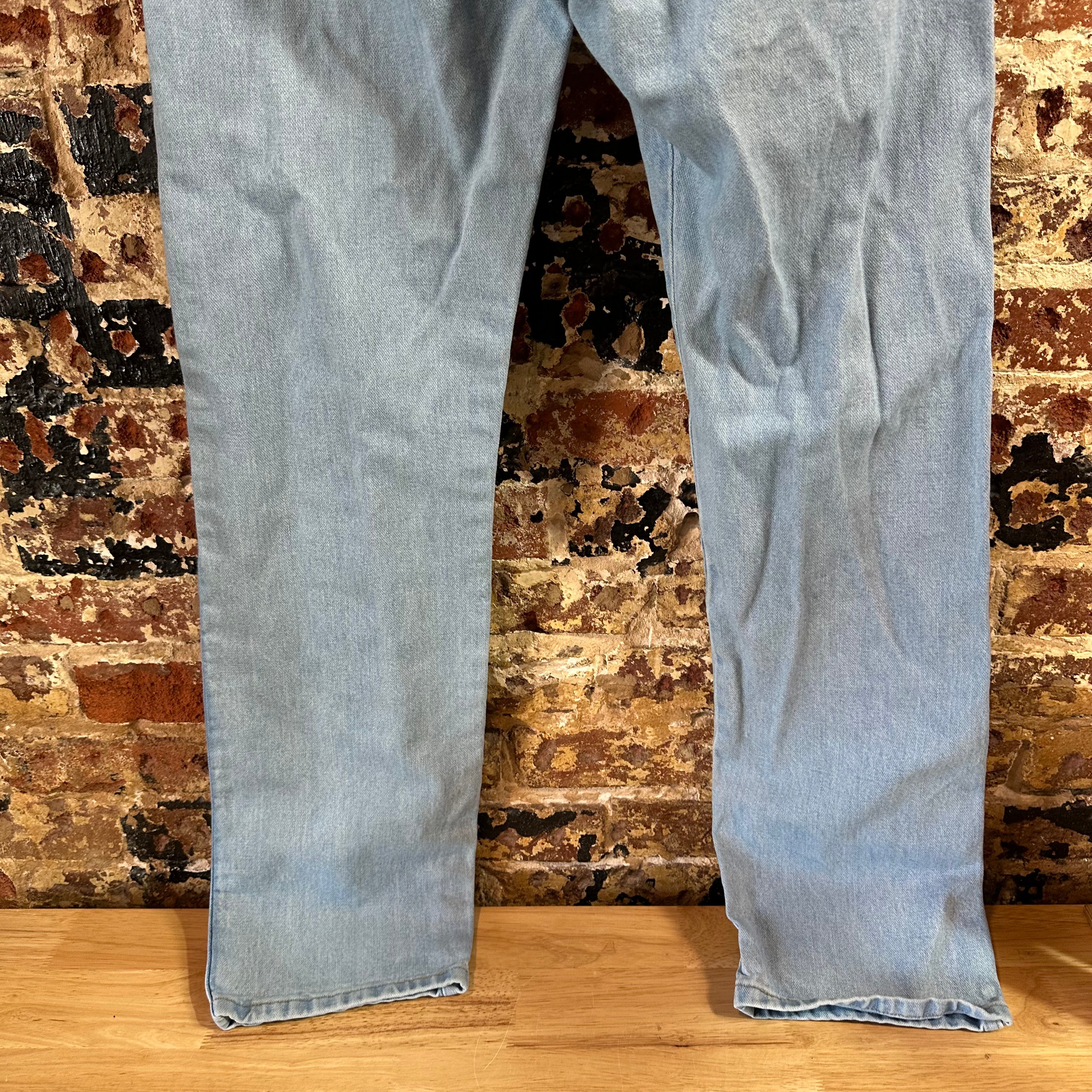 Wrangler Mens 33x34 Light Blue Jeans