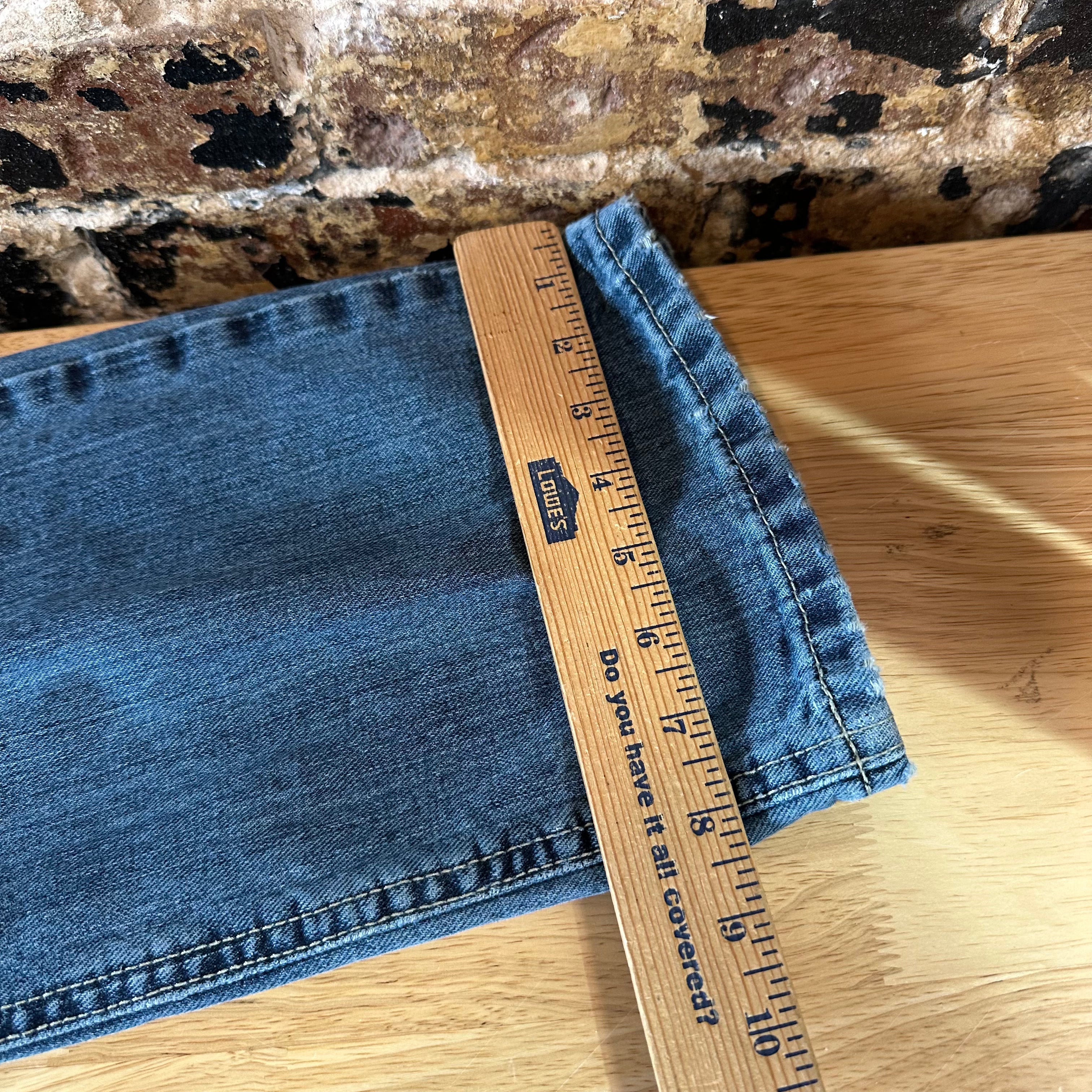 Cinch Mens 32x34 Blue Jeans *worn