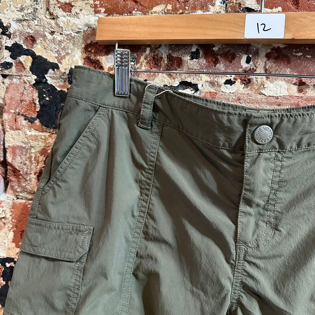 North Face Womens 12 Shorts
