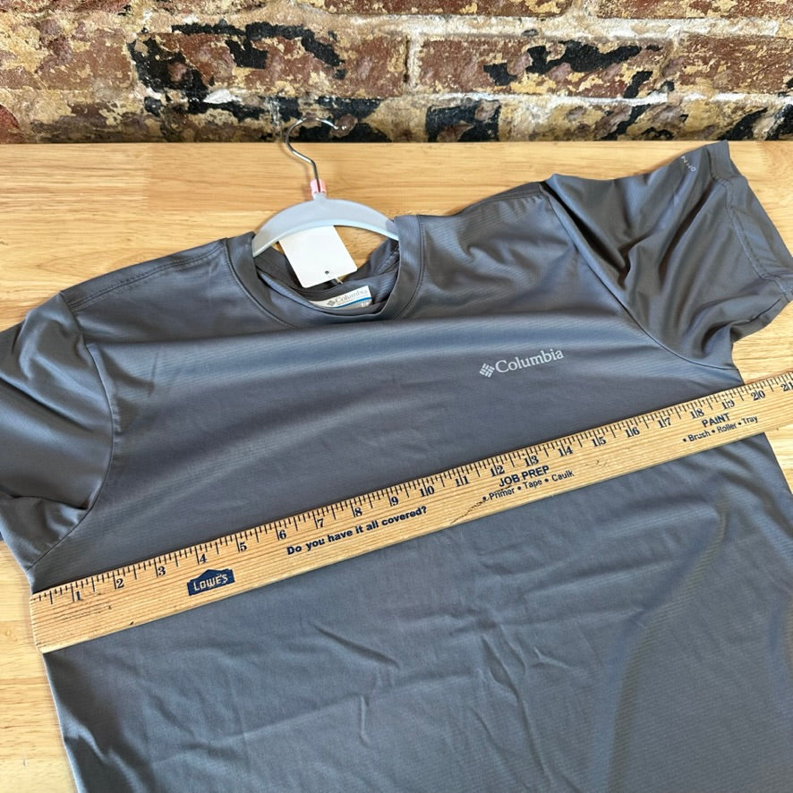 Columbia Men's Small S/S Shirt