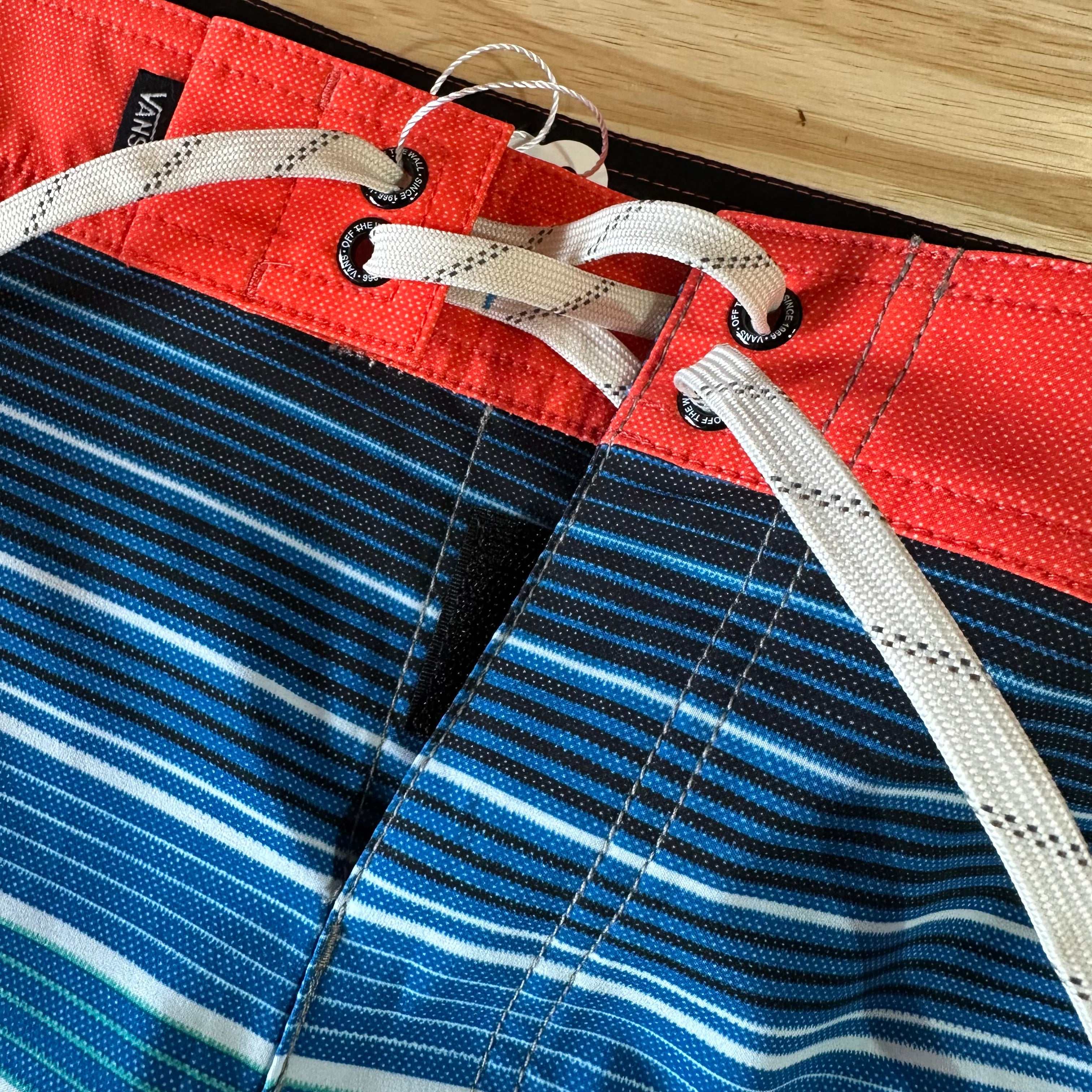 Vans Swim Trunks Board Shorts Size 34 Red Blue Striped Beach Lake 9" inseam