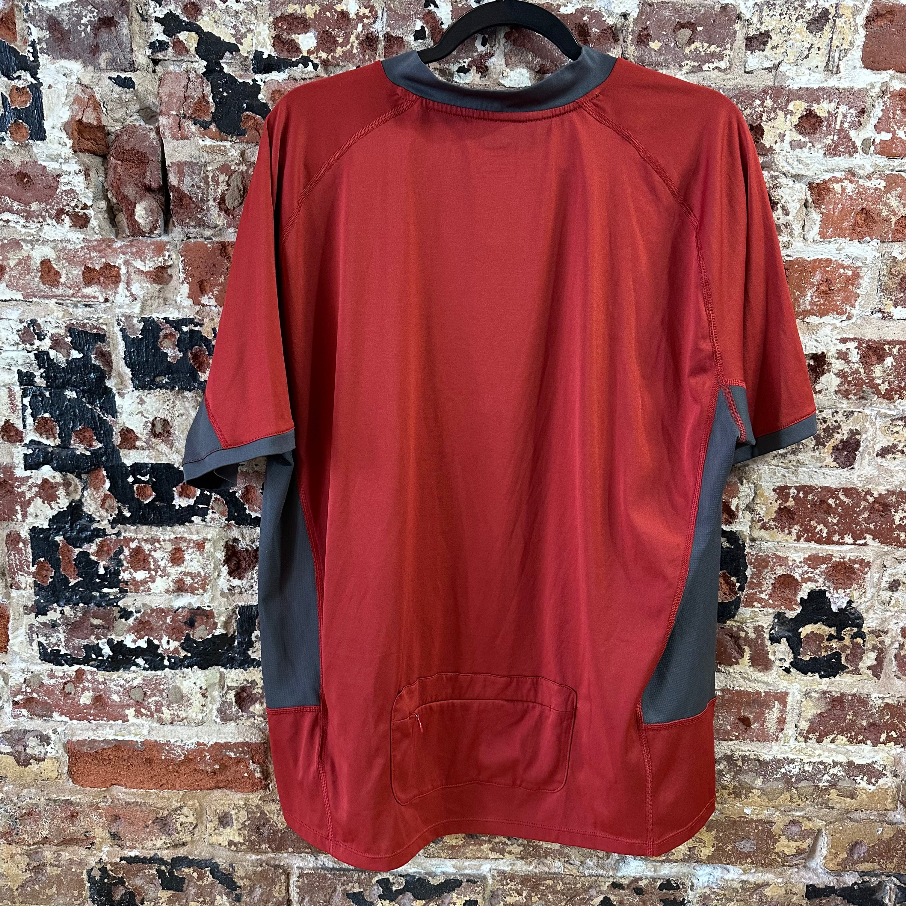 North Face Men's XL S/S Red Shirt