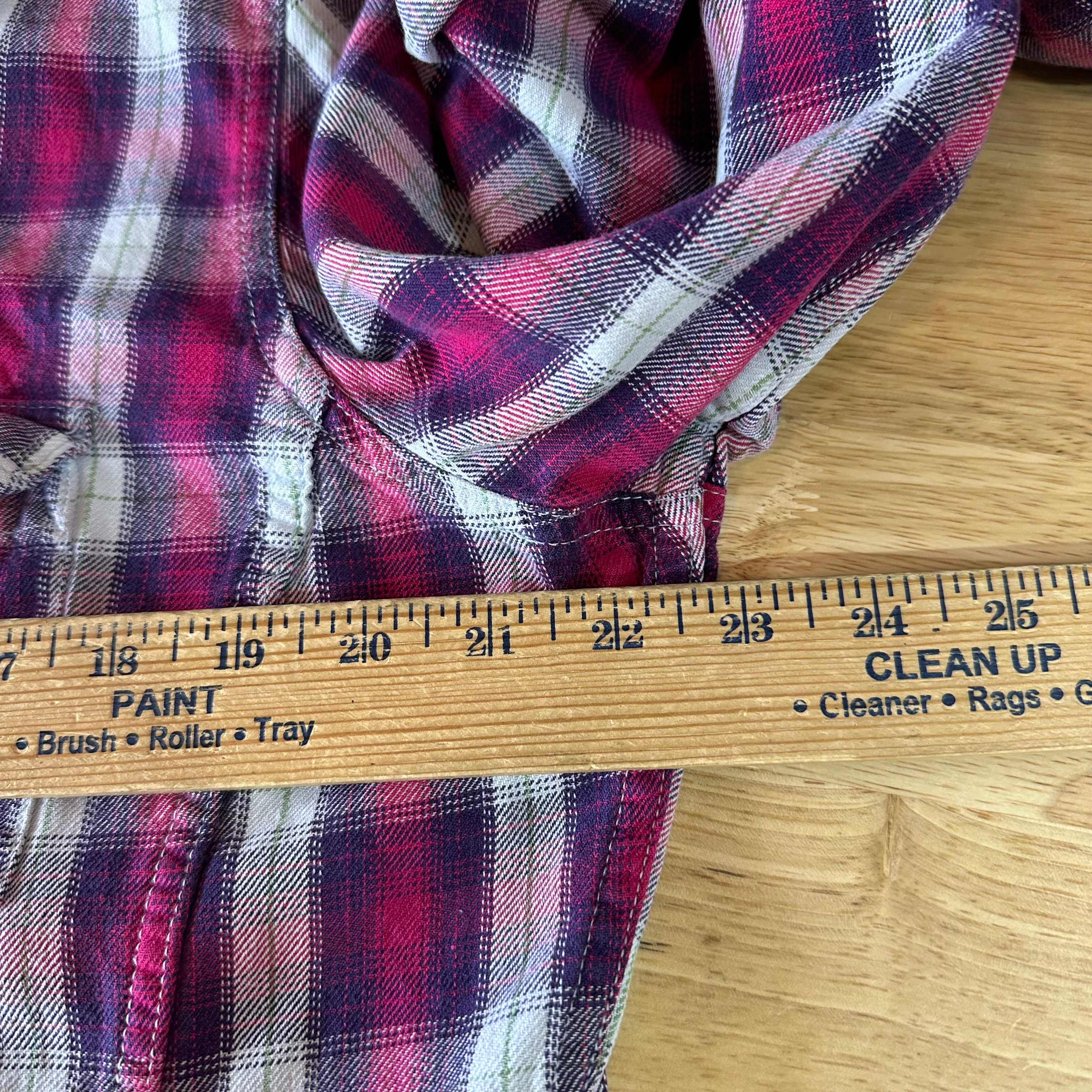 Carhartt Womens XL Button Up Flannel Shirt Pink Purple Plaid long sleeve