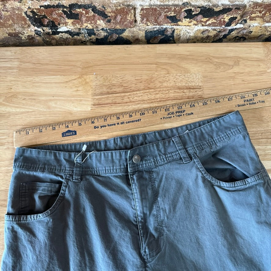 Columbia Mens 34x32 Gray Pants