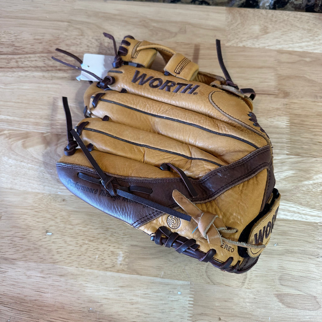 Worth Baseball Glove