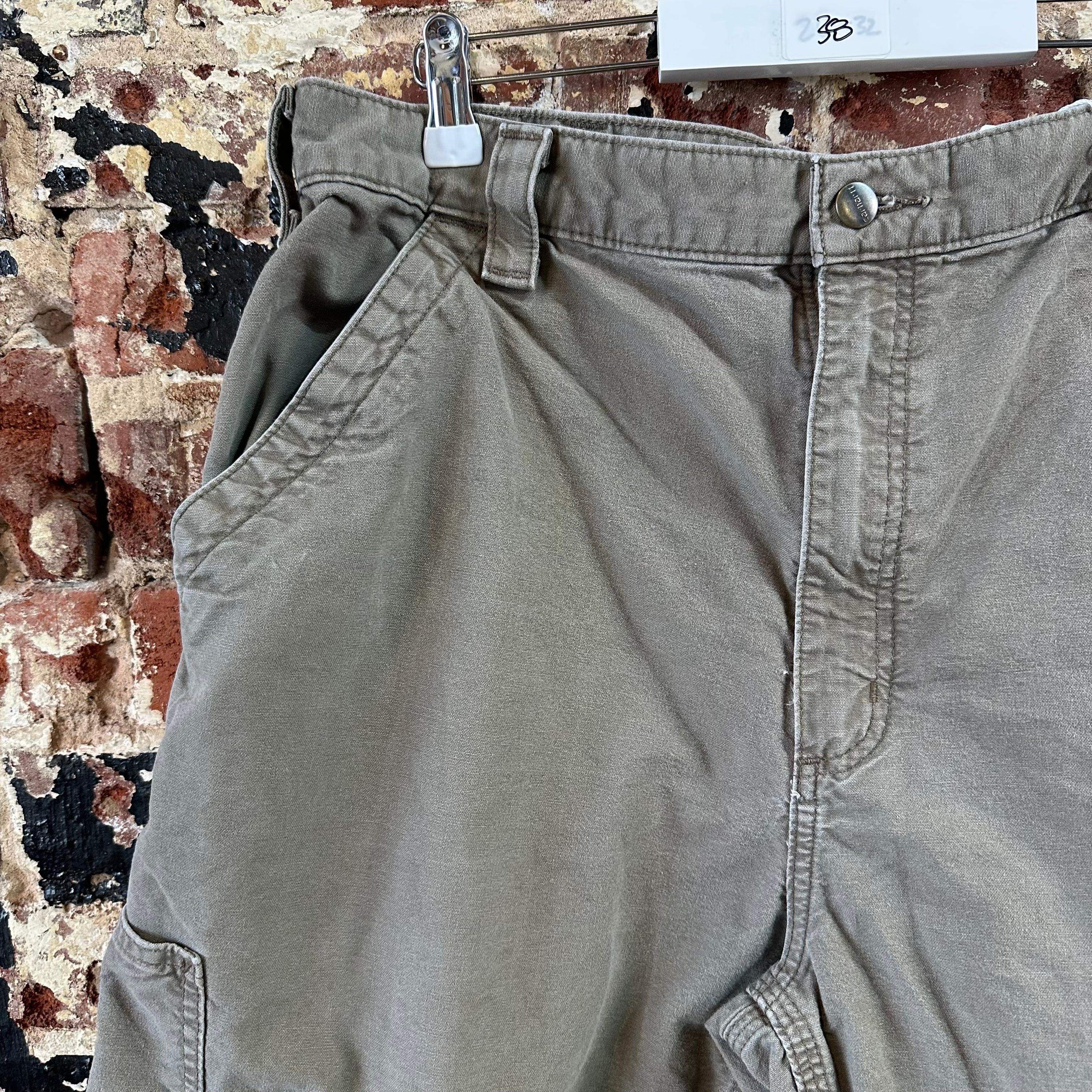 Carhartt B147 LBR Shorts Mens 38