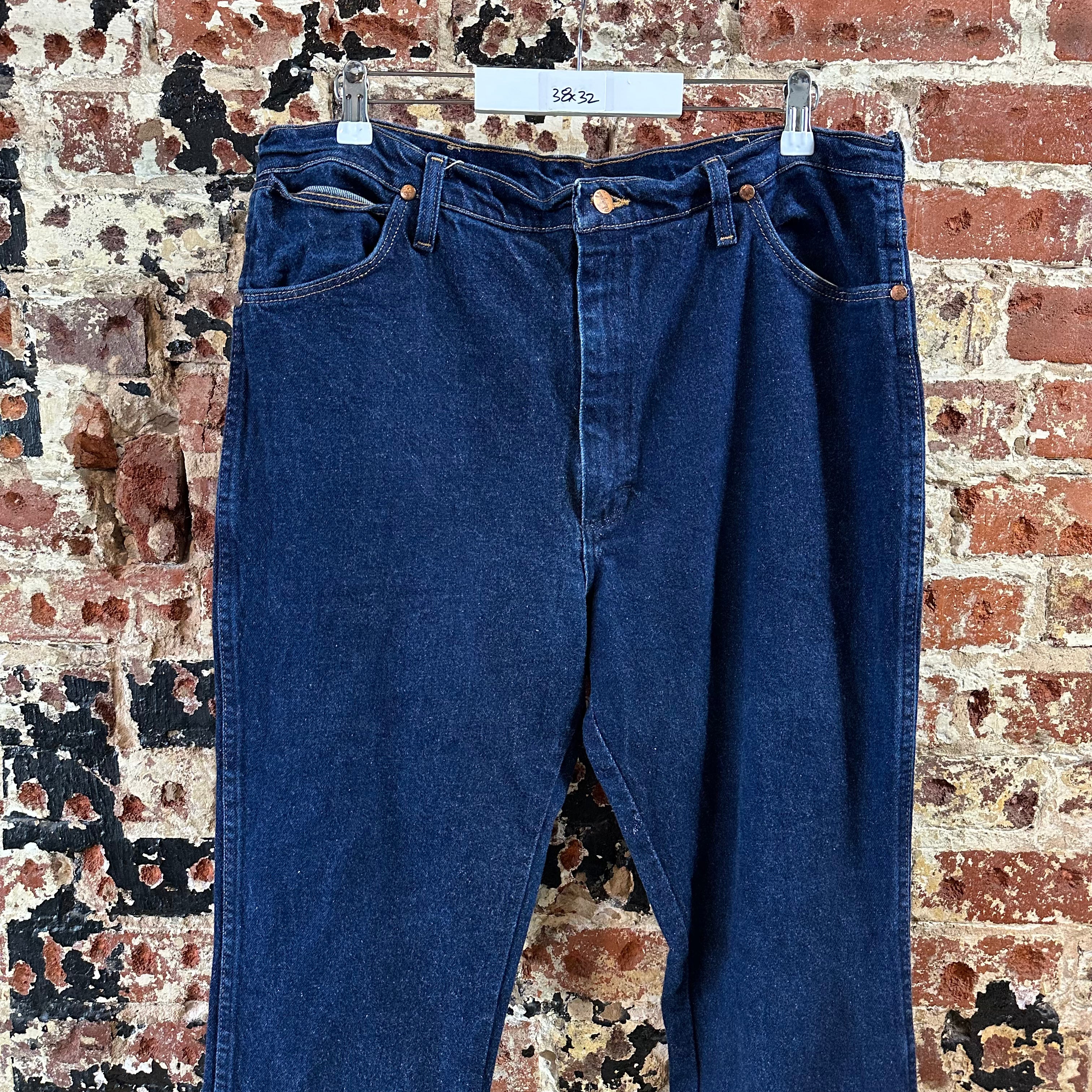 Wrangler Mens 38x32 Blue Jeans