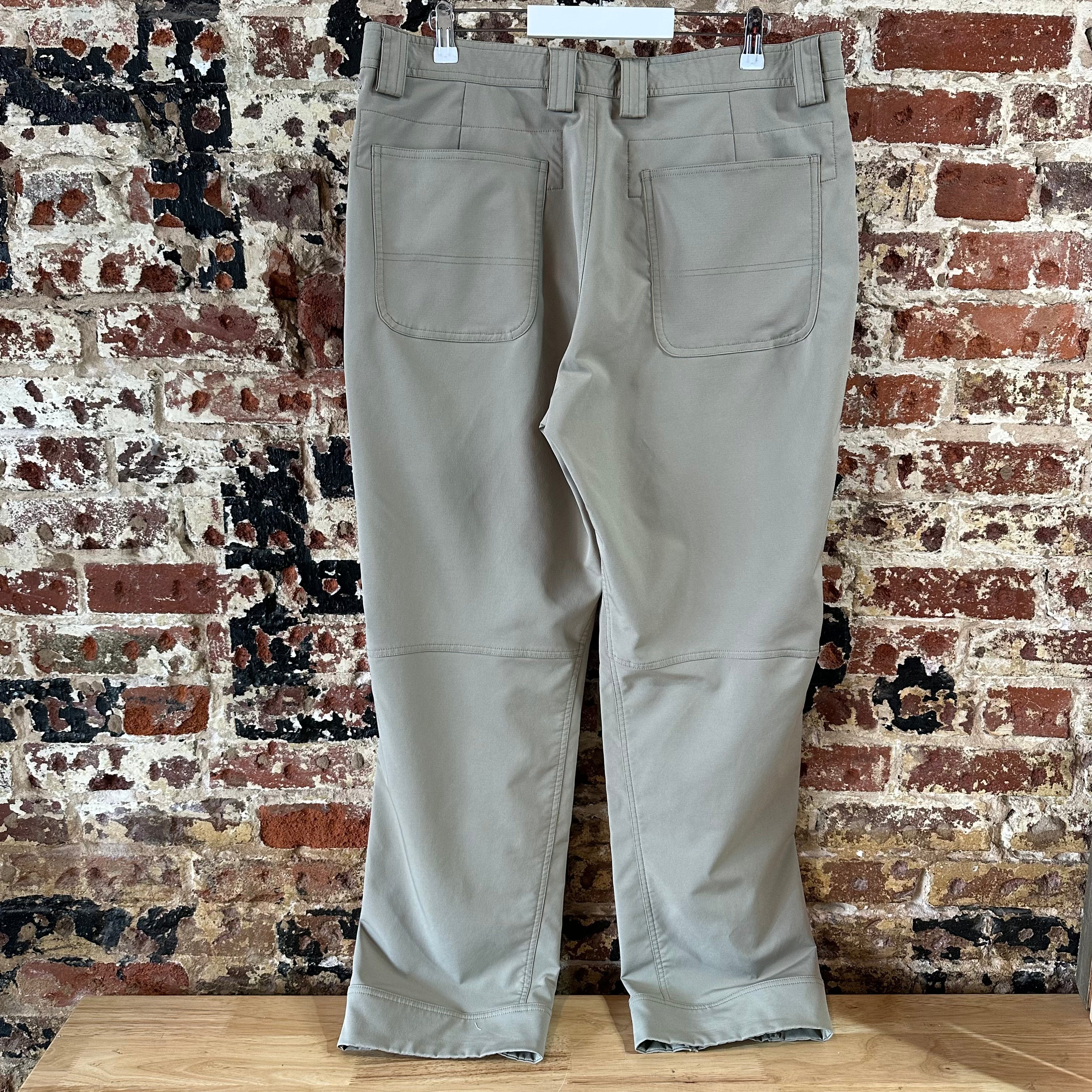 L.L. Bean Tan Pants Mens 36x32