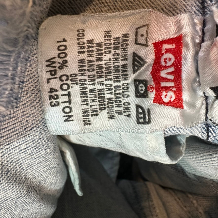 Levi's Cut Off Denim Jean Shorts Womens 26 Distressed
