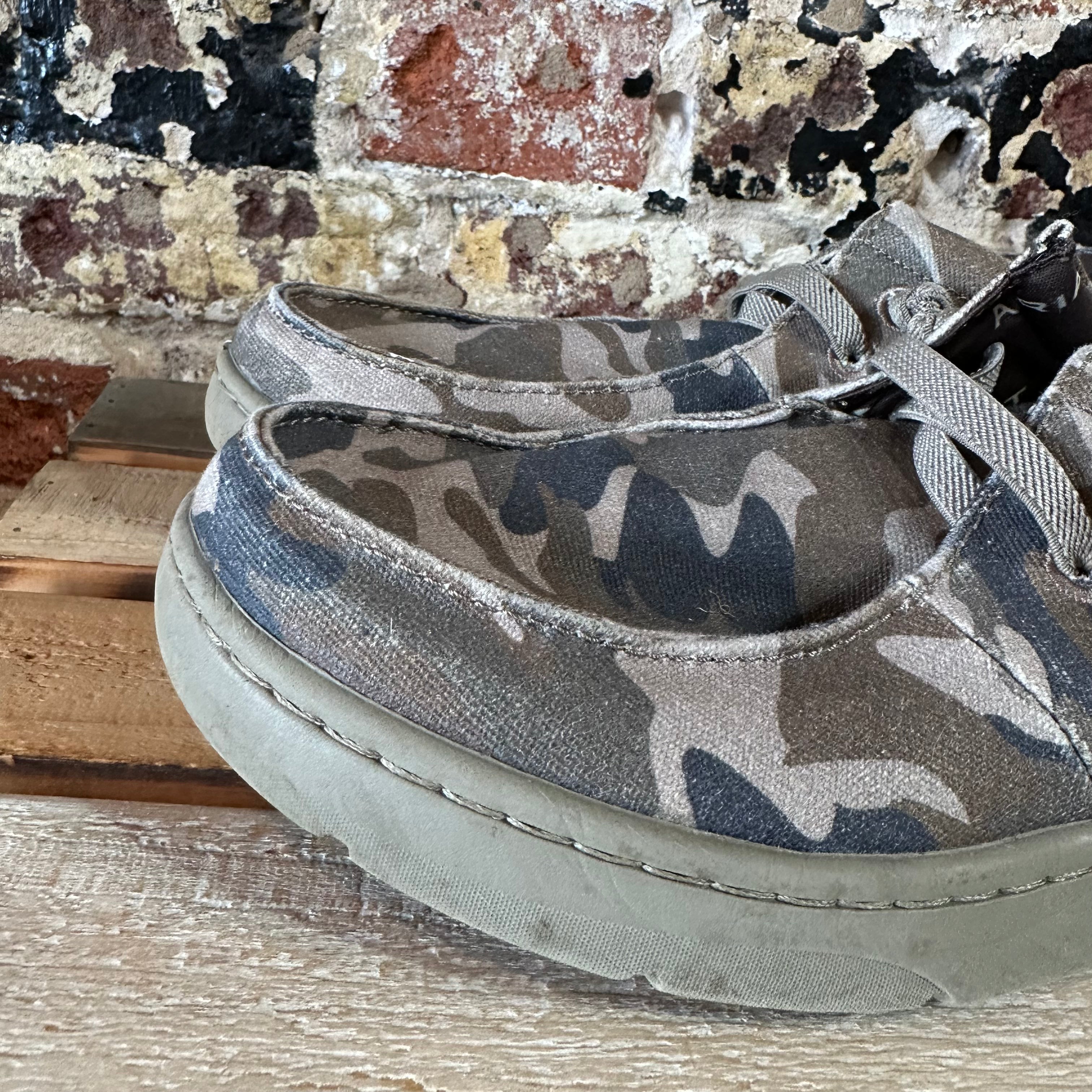 Ariat Mens 7.5 Camo Slip On Shoes