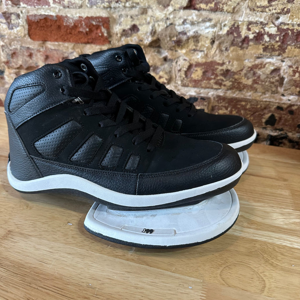 J99 Mens 10 Training Shoes