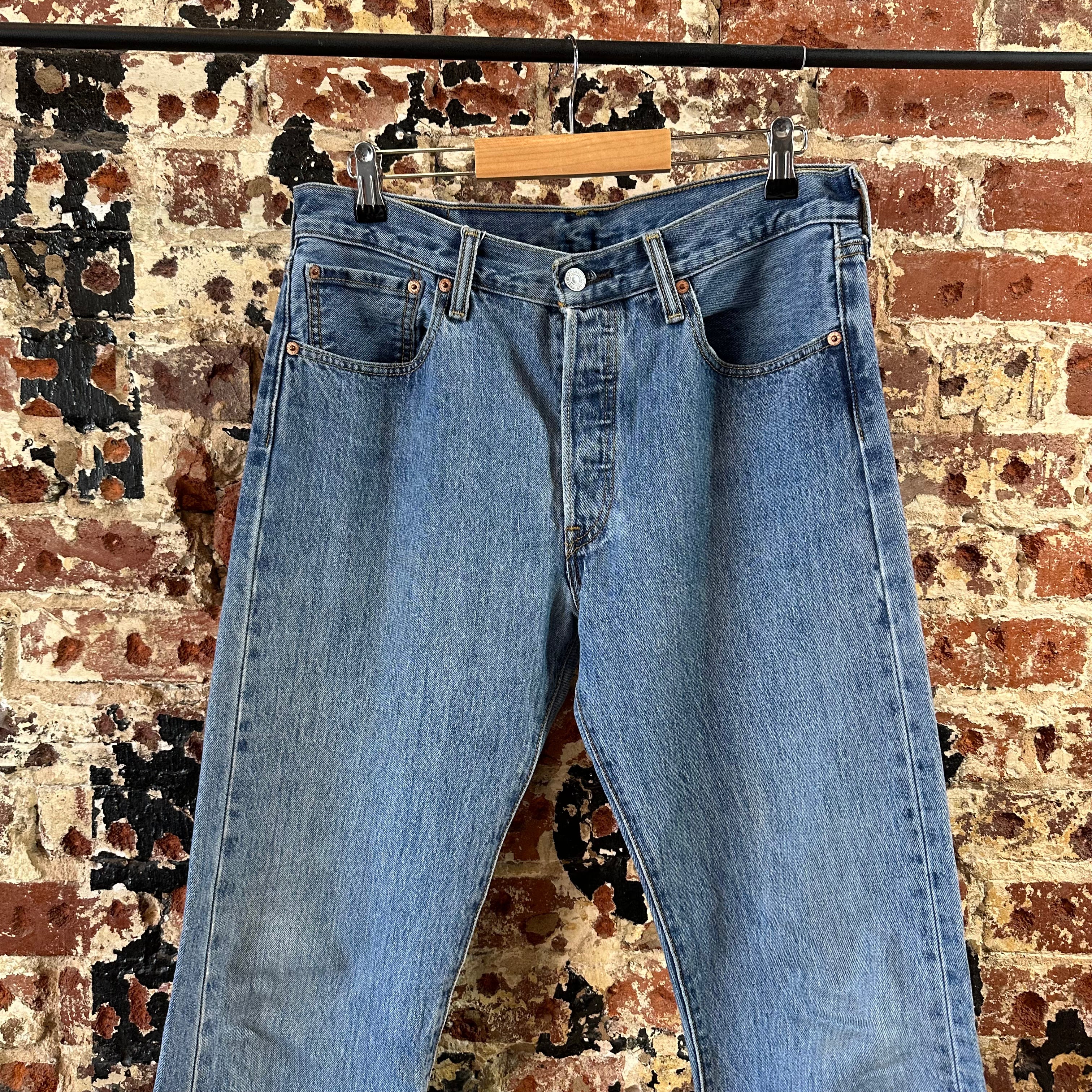Levi's 501 Mens 33x34 Blue Jeans