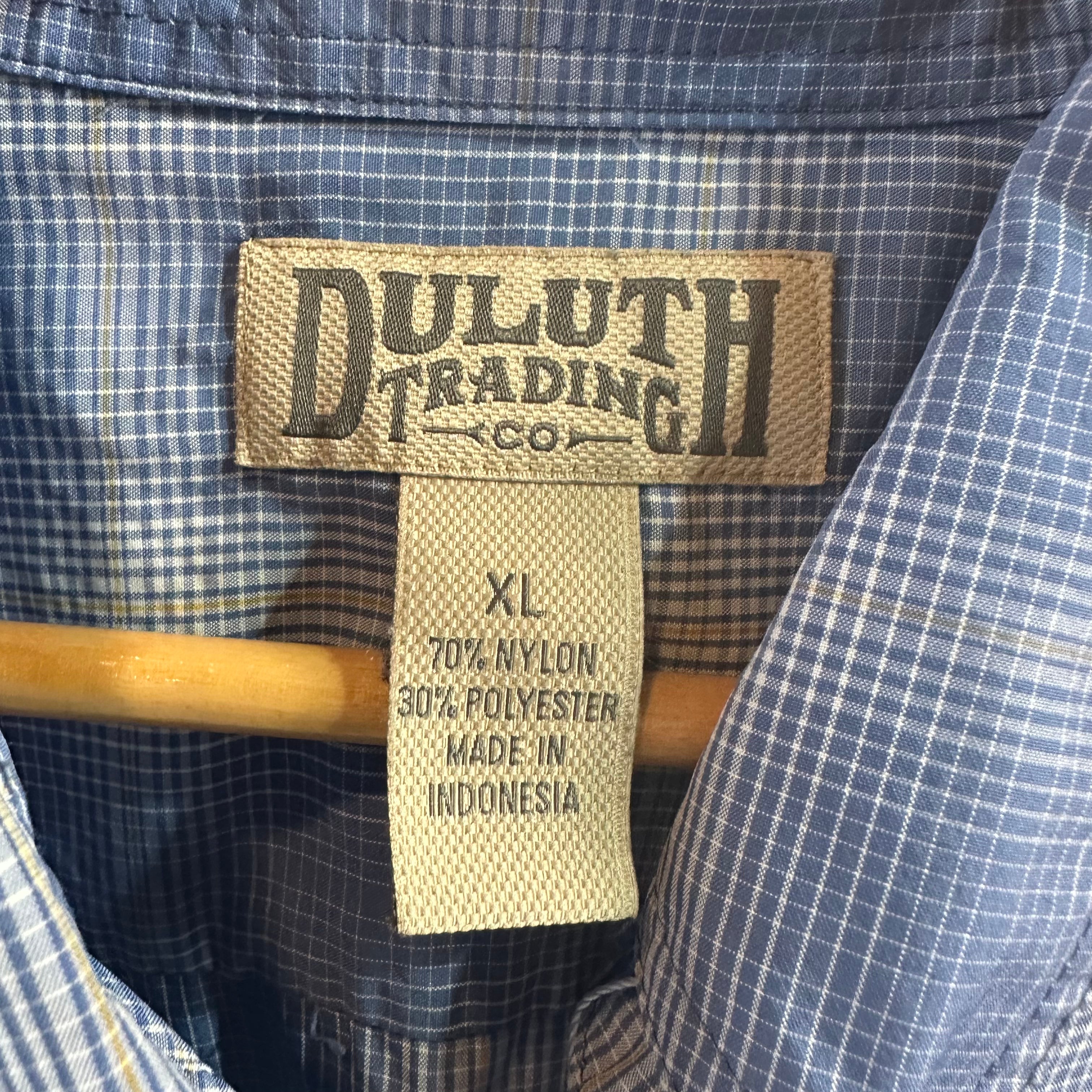 Duluth Trading Mens XL Button Down Shirt Blue Plaid Long sleeve Nylon