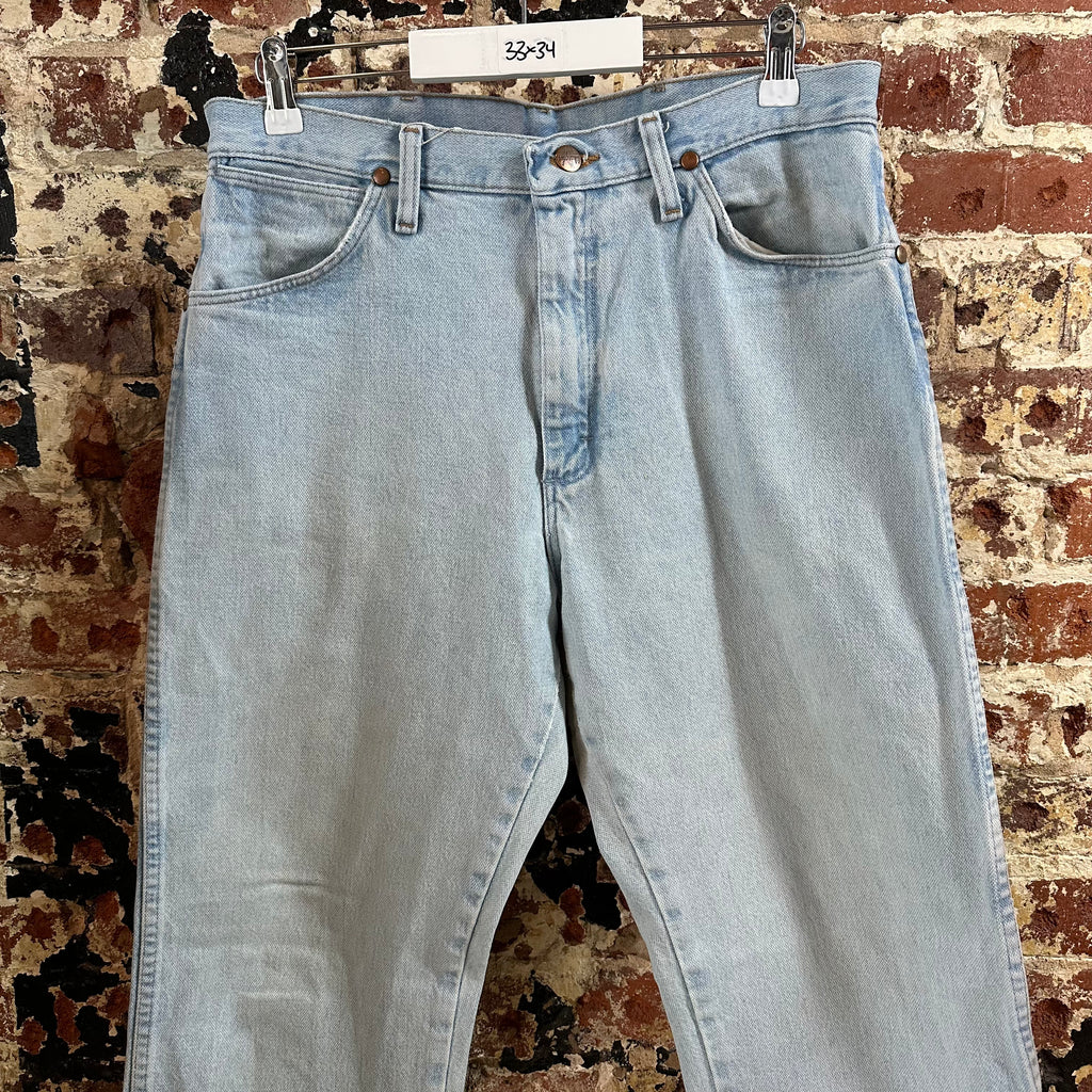 Wrangler Mens 33x34 Light Blue Jeans