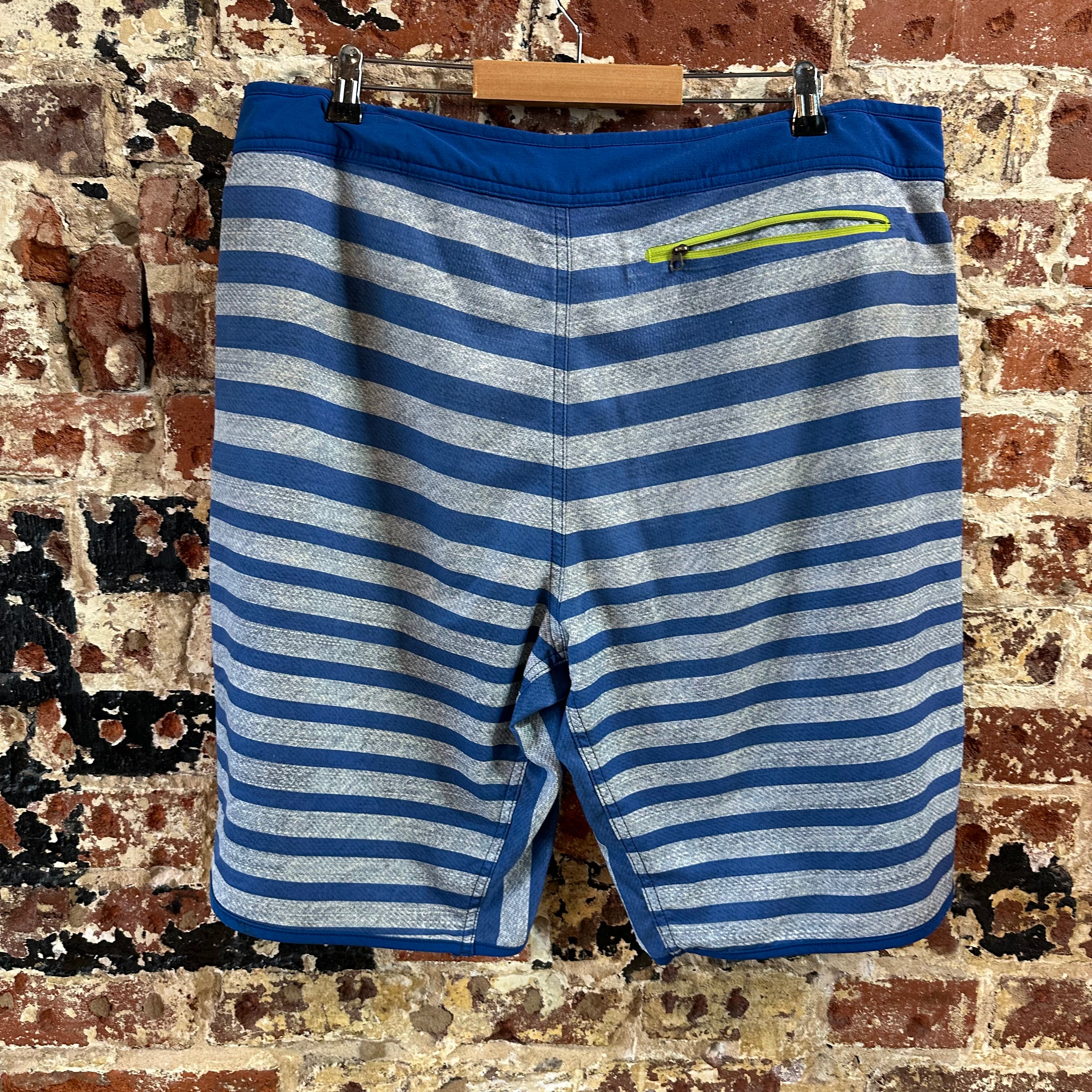 North Face Blue Board Shorts Mens 38