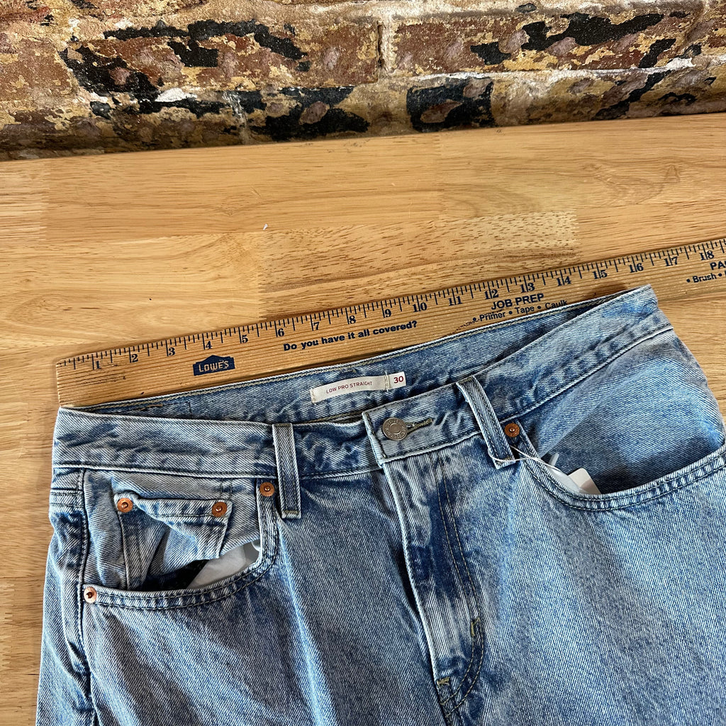 Levi's Womens 30 Low Pro Straight Jeans