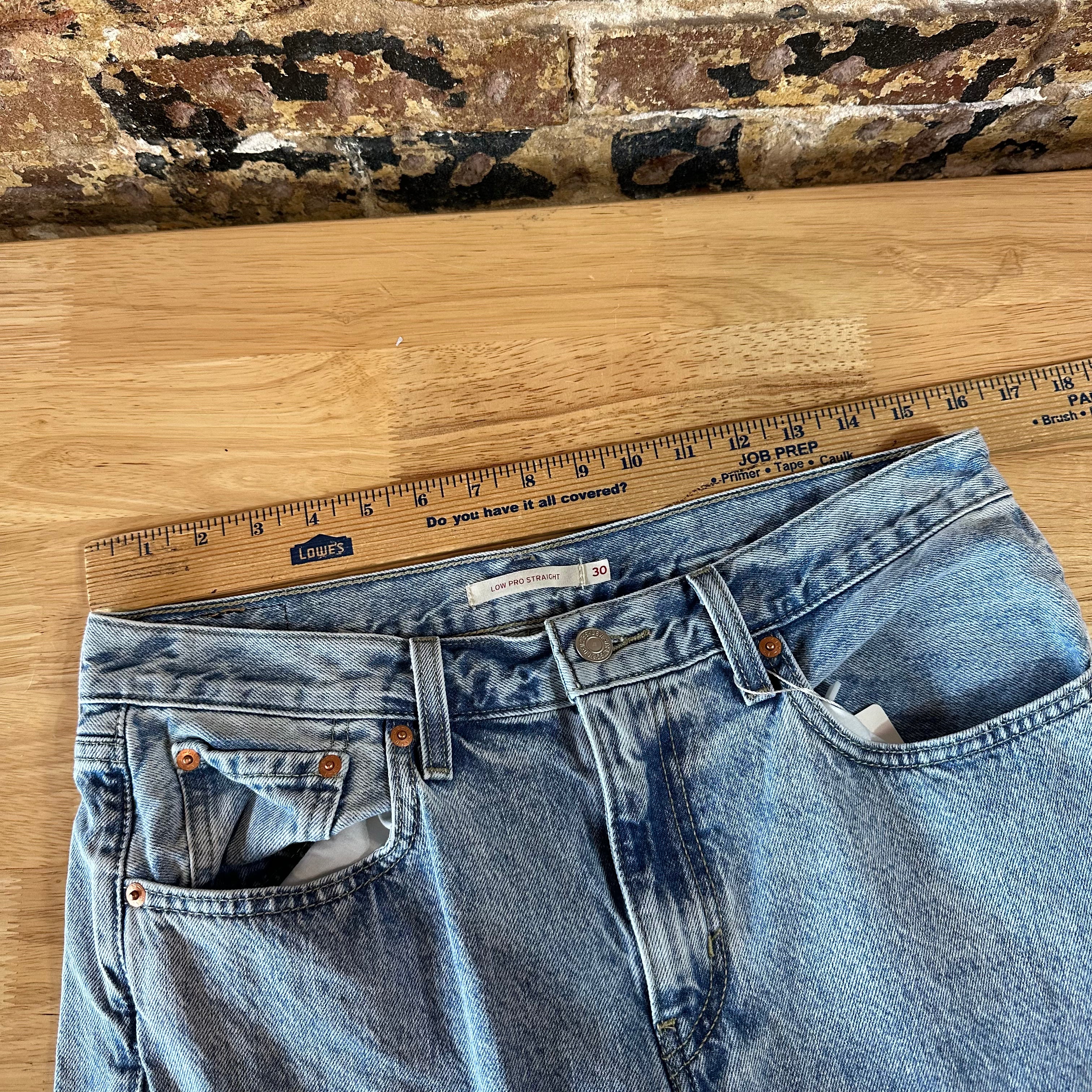 Levi's Womens 30 Low Pro Straight Jeans