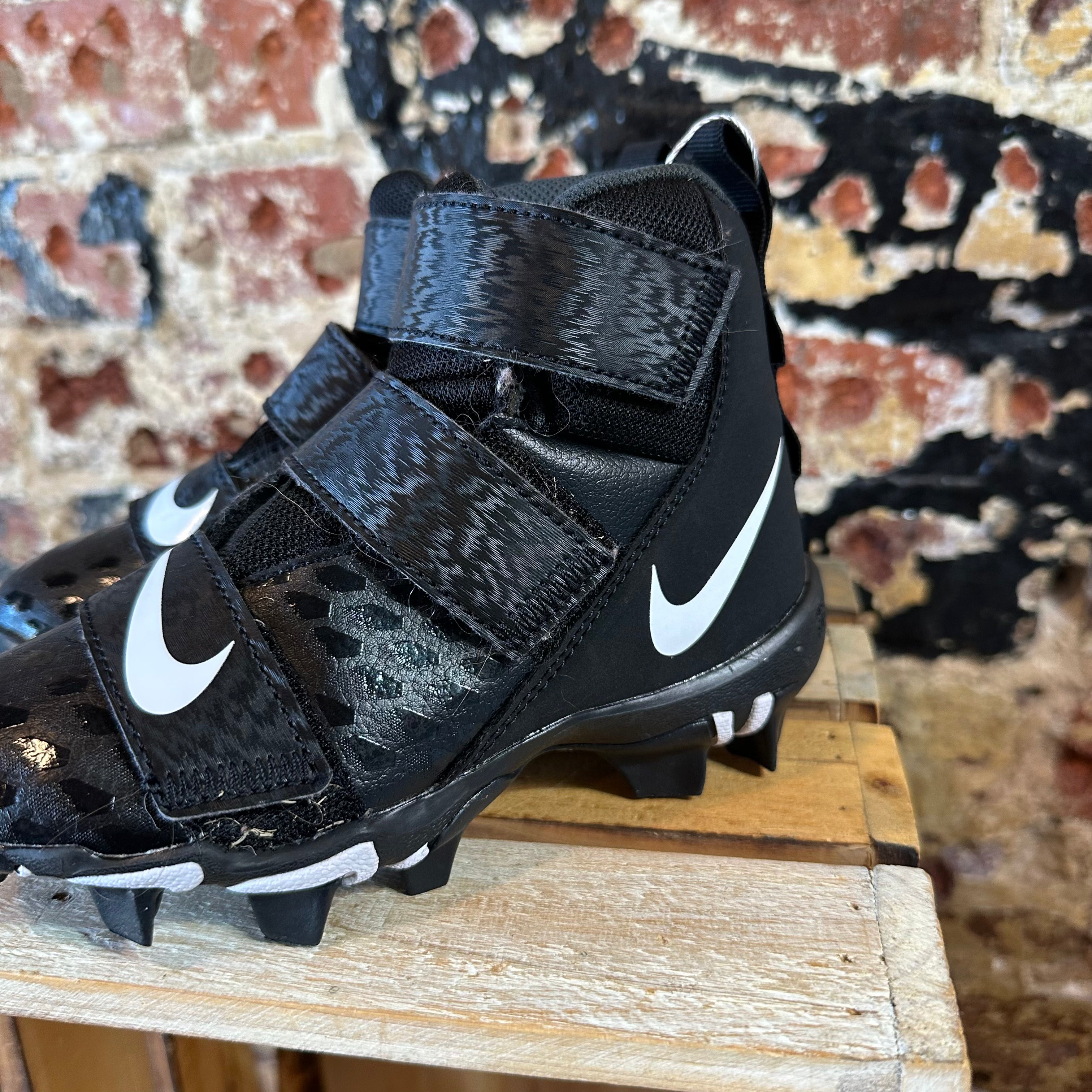 Nike Boys size 12 Cleats