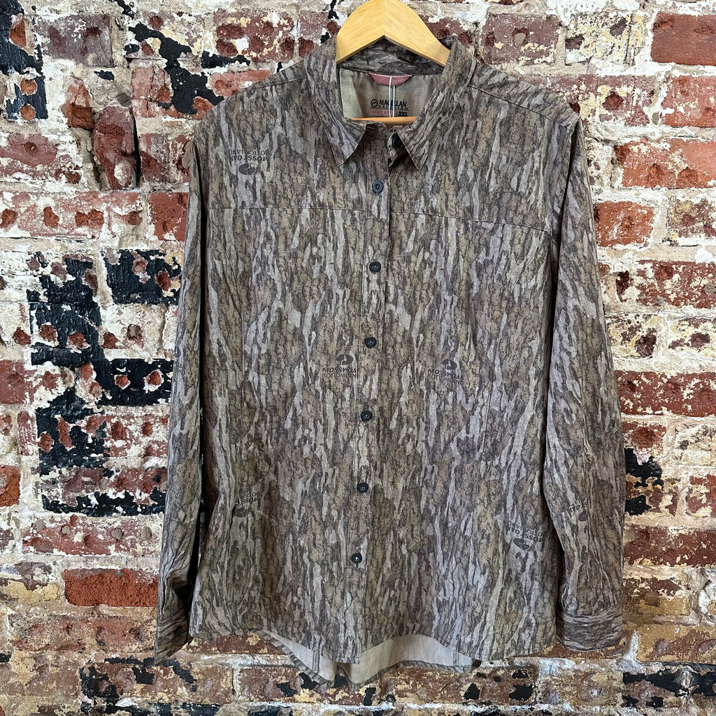 Magellan Womens 2XL L/S Camo Button Up