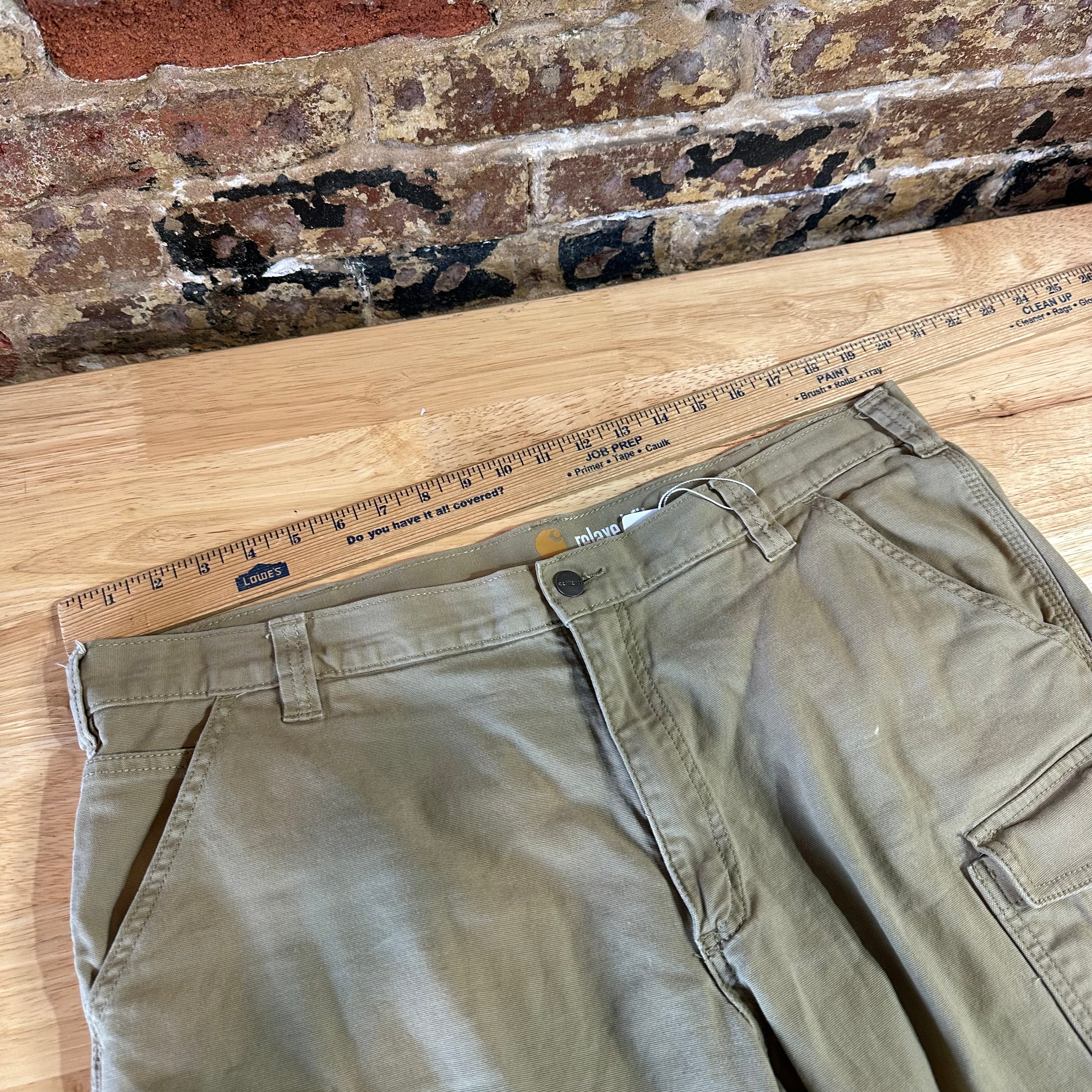Carhartt Cargo Tan Shorts Mens 38