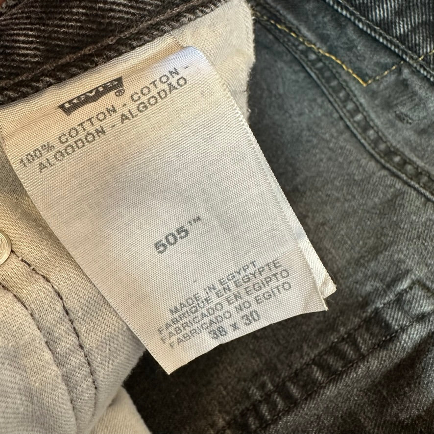 Levis 505 Jeans Mens 38x30 Regular Zip fly Faded Black denim Levi's