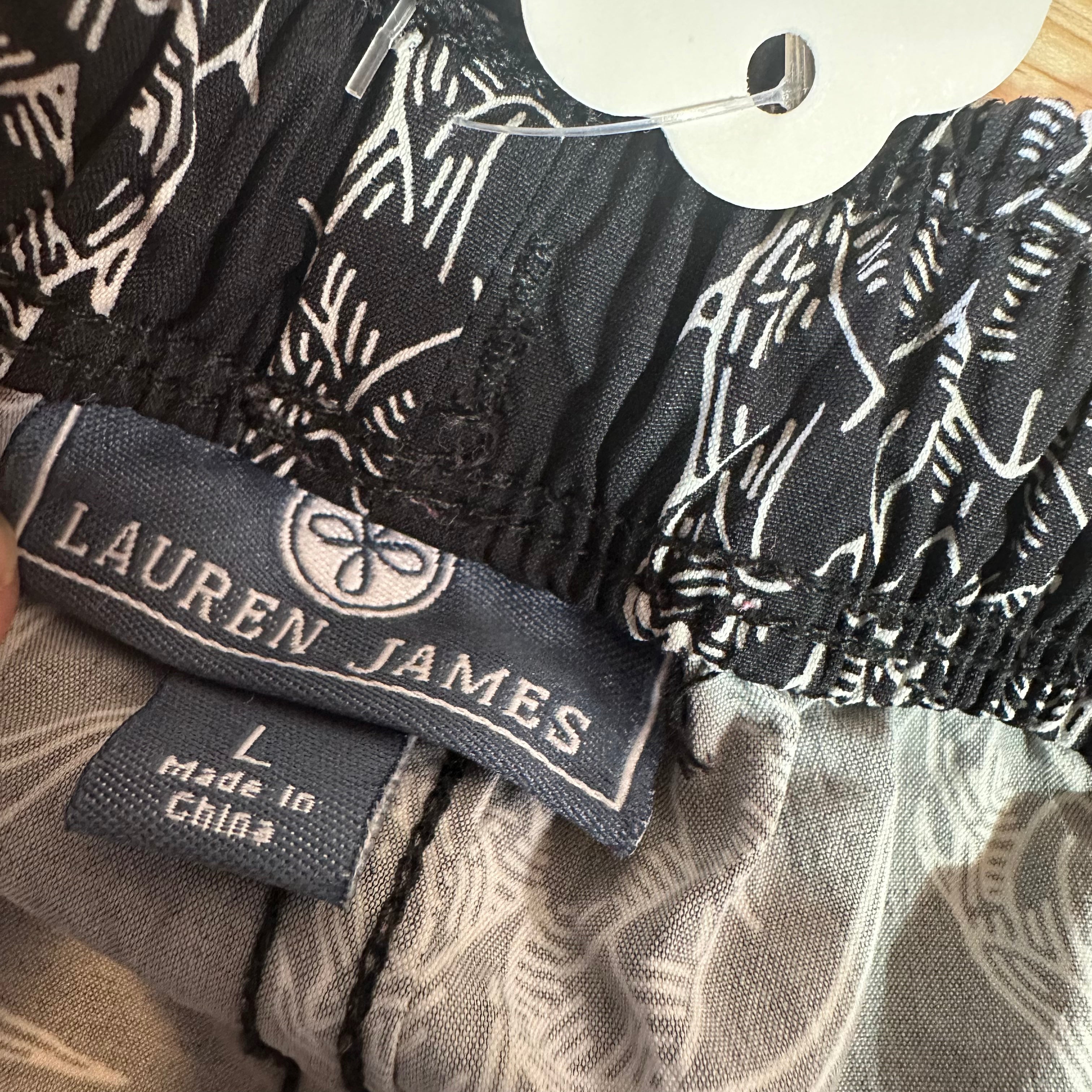 Lauren James Swim Shorts Womens Large Black Pull On Casual Pineapple Drawstring