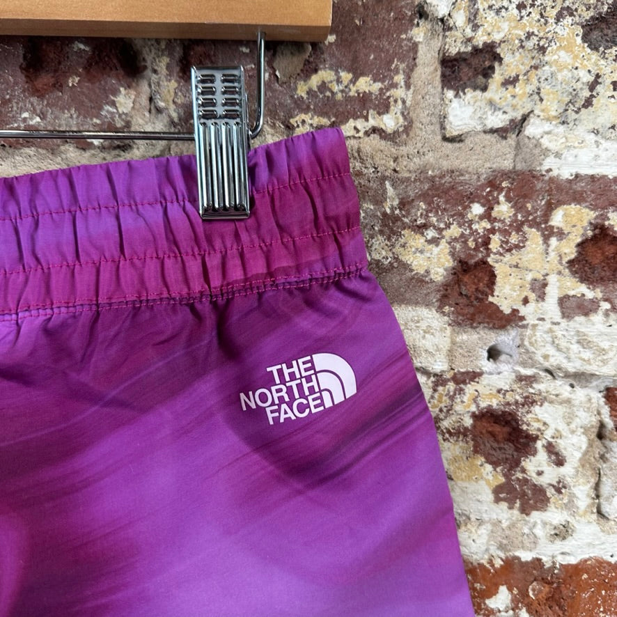 North Face Womens Medium Shorts NEW