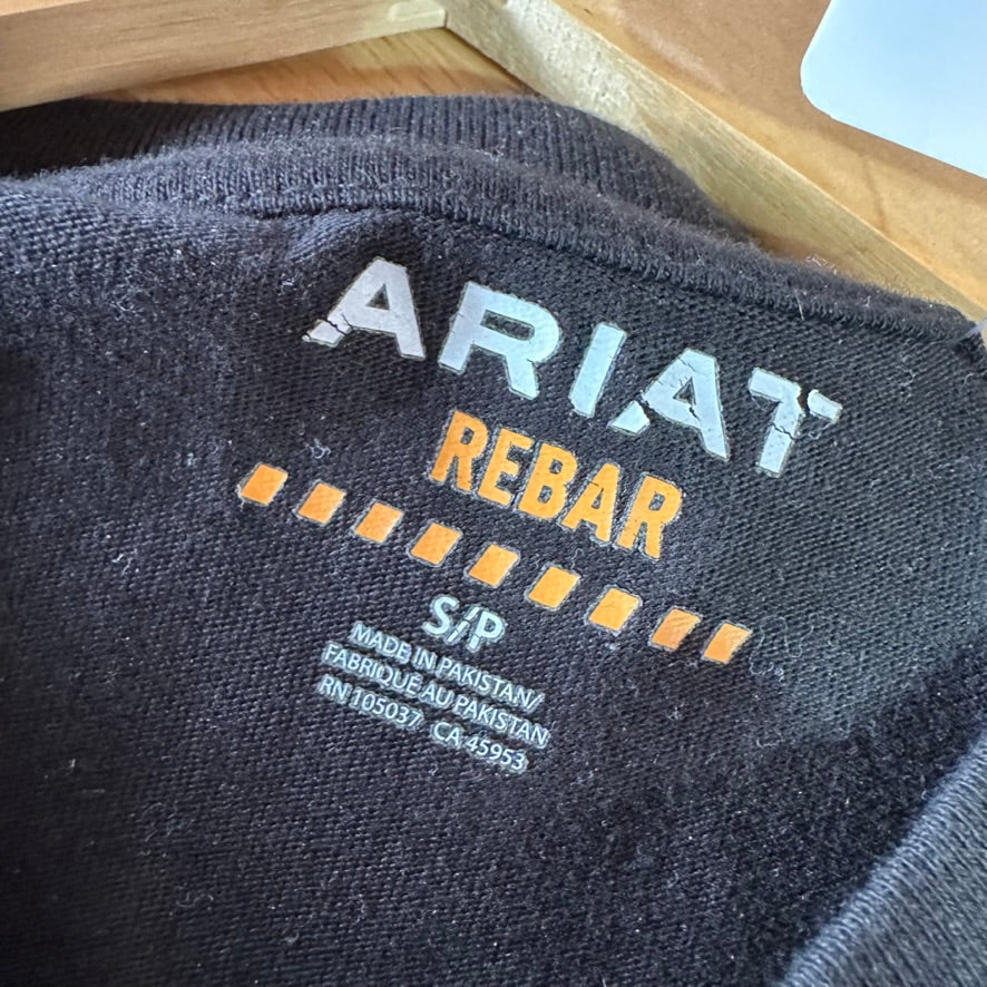 Ariat Men's Small L/S T-Shirt