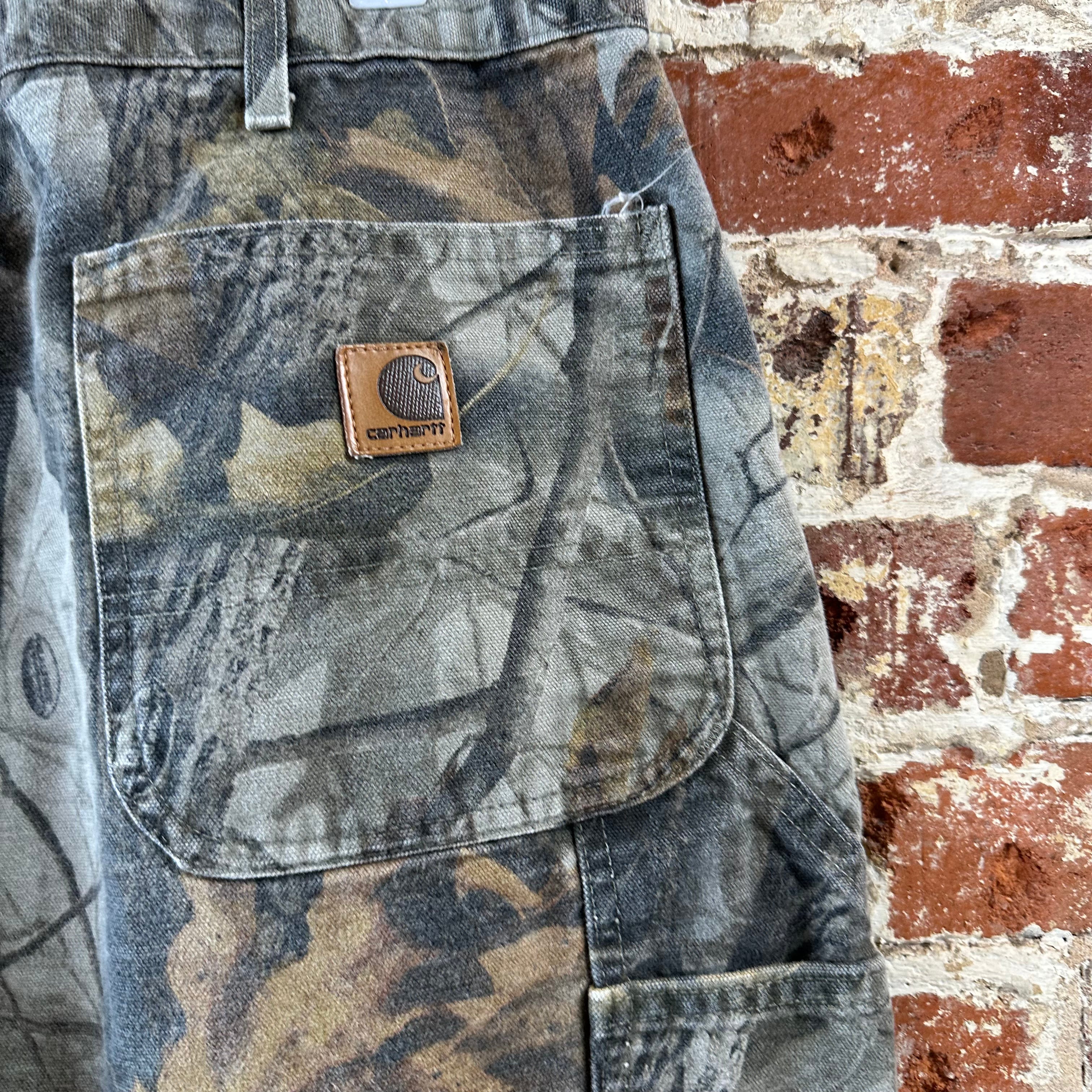 Carhartt Mens 42x28 Camo Pants