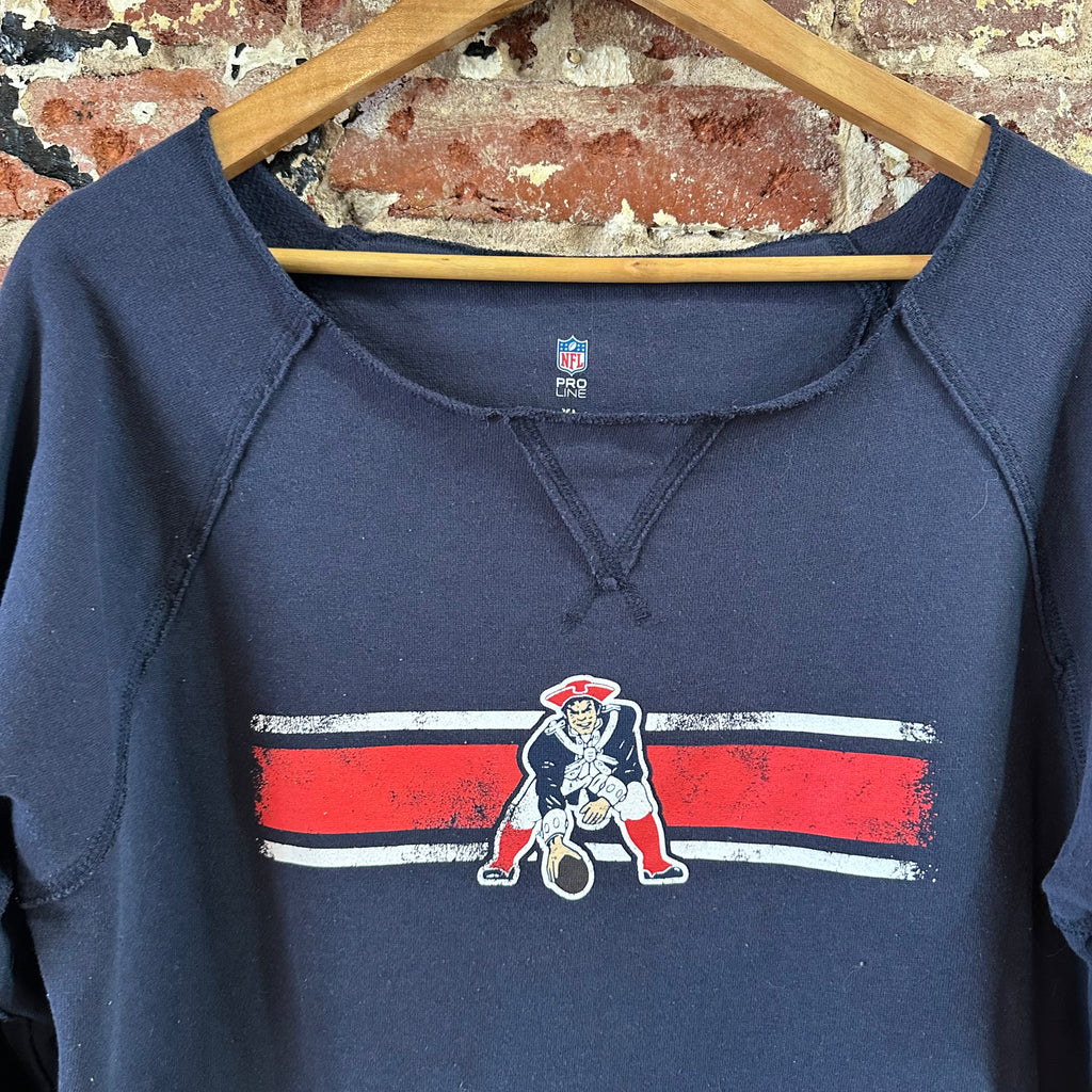 Nike Patriots Womens XL Sweatshirt