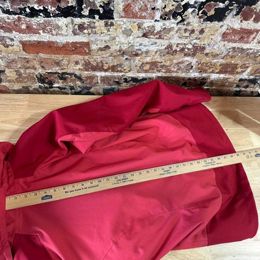 Patagonia Women's Medium Red Jacket