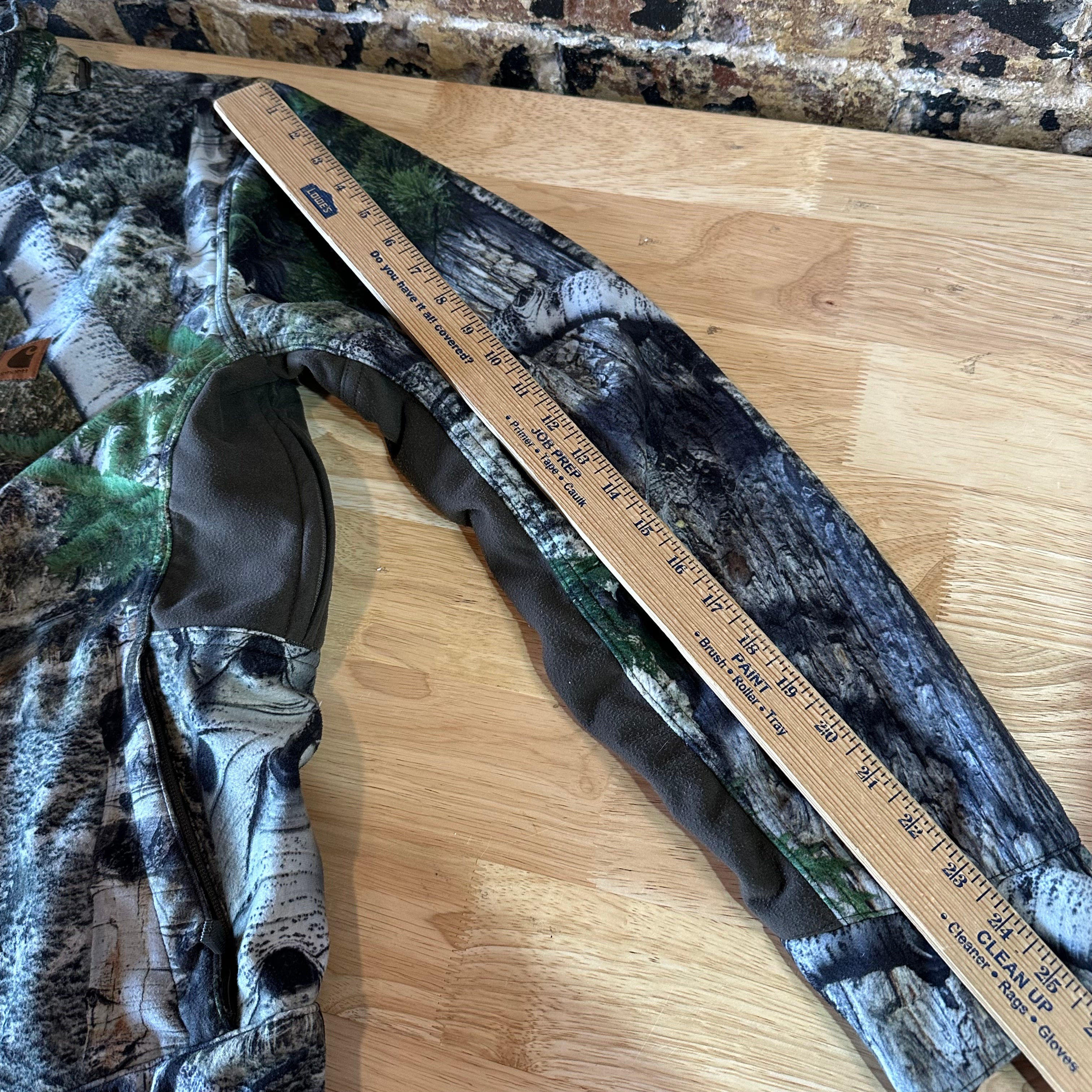 Carhartt Mens Large Camo Jacket