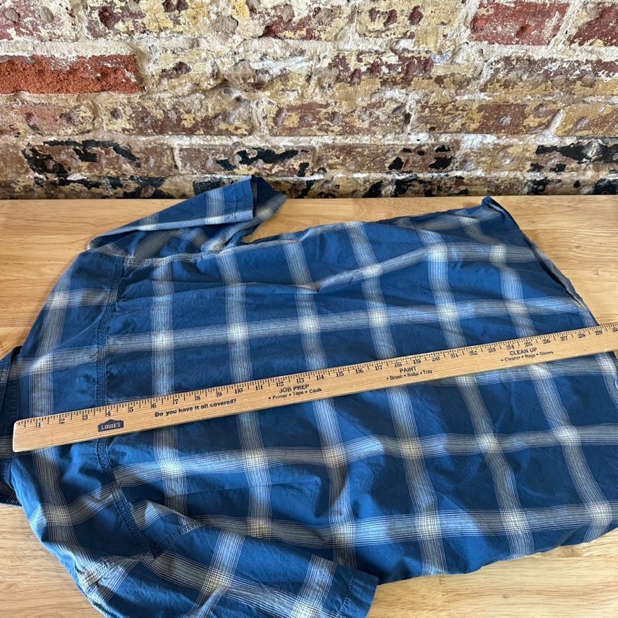 Carhartt Mens Medium Button Up