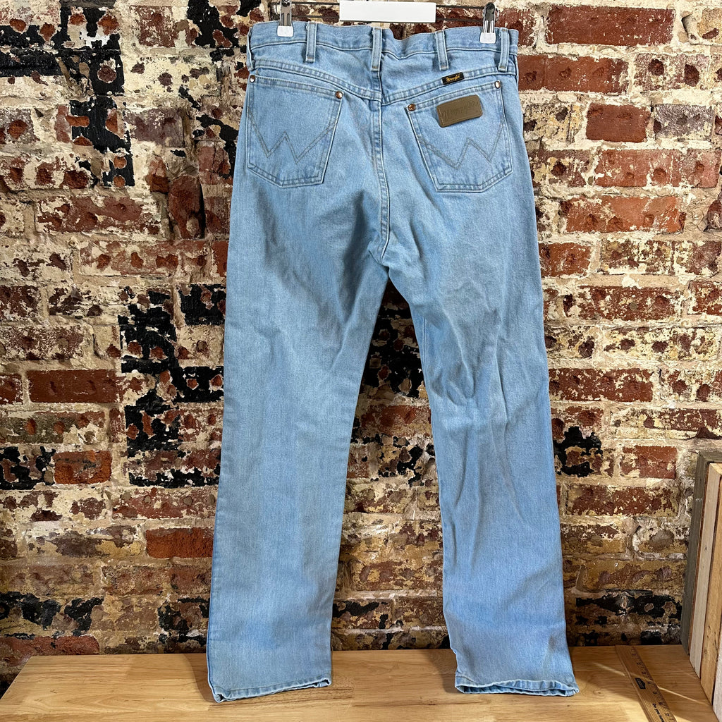 Wrangler Mens 33x34 Light Blue Jeans