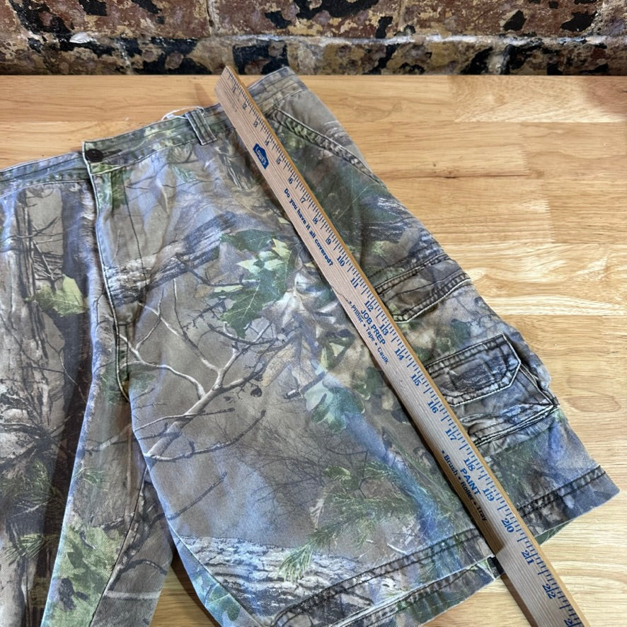Magellan Camo Cargo Shorts Mens 40