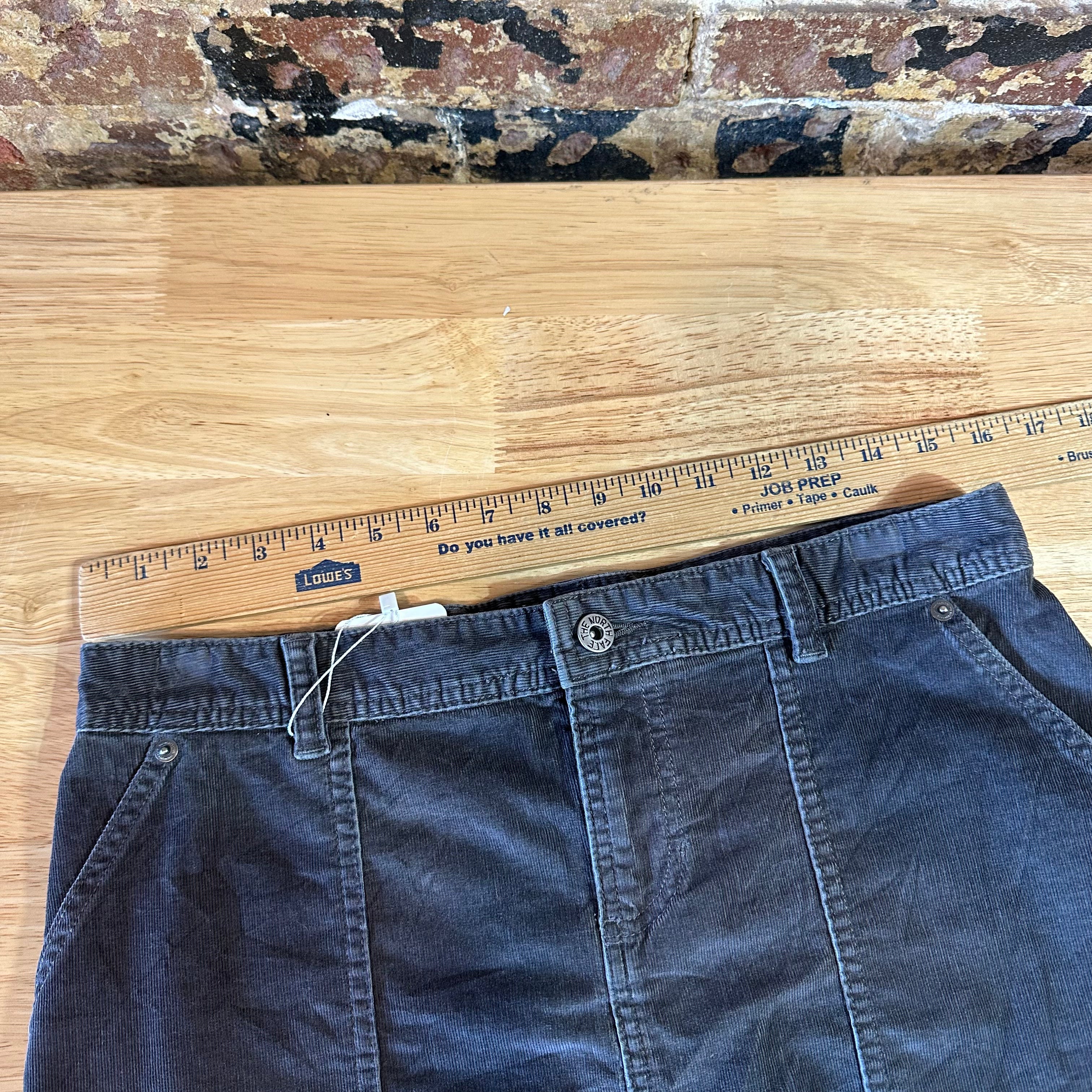 North Face Womens Medium Skirt