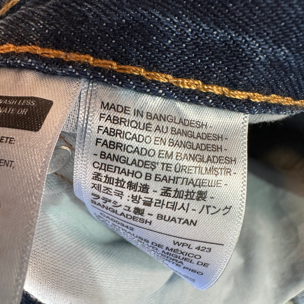 Levi's 550 Mens 33x34 Blue Jeans NEW