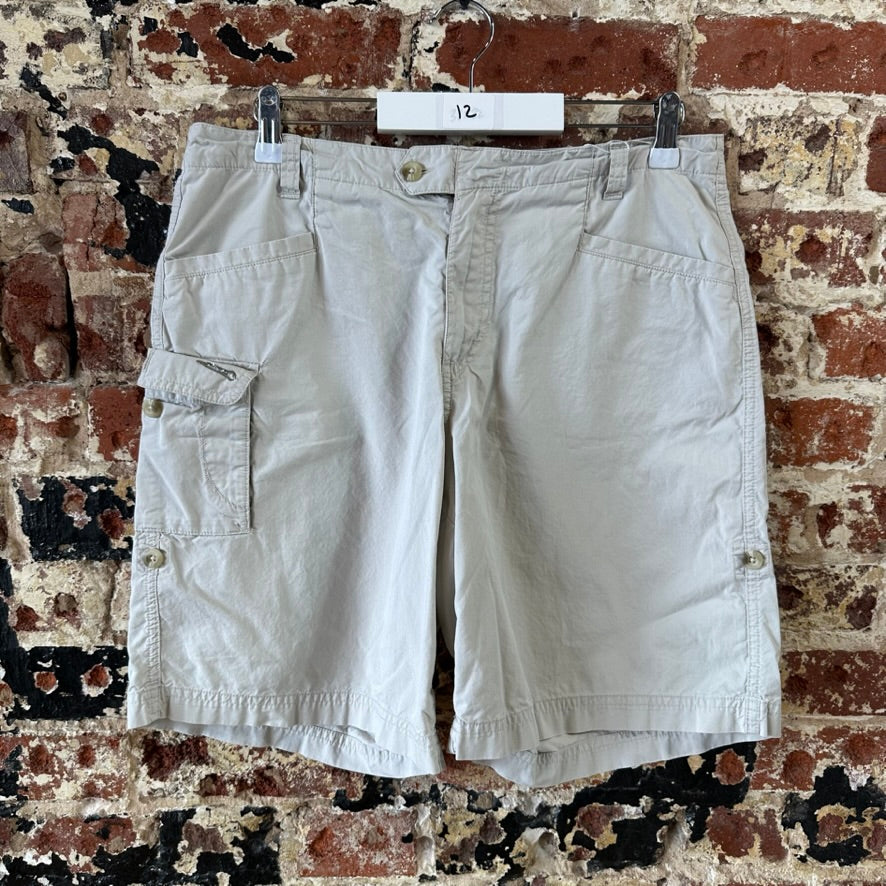 Columbia Womens 12 Tan Shorts