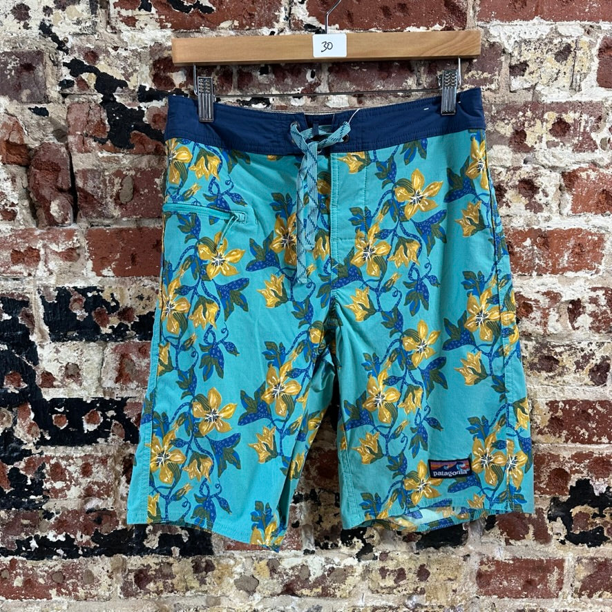 Patagonia Shorts Mens 30