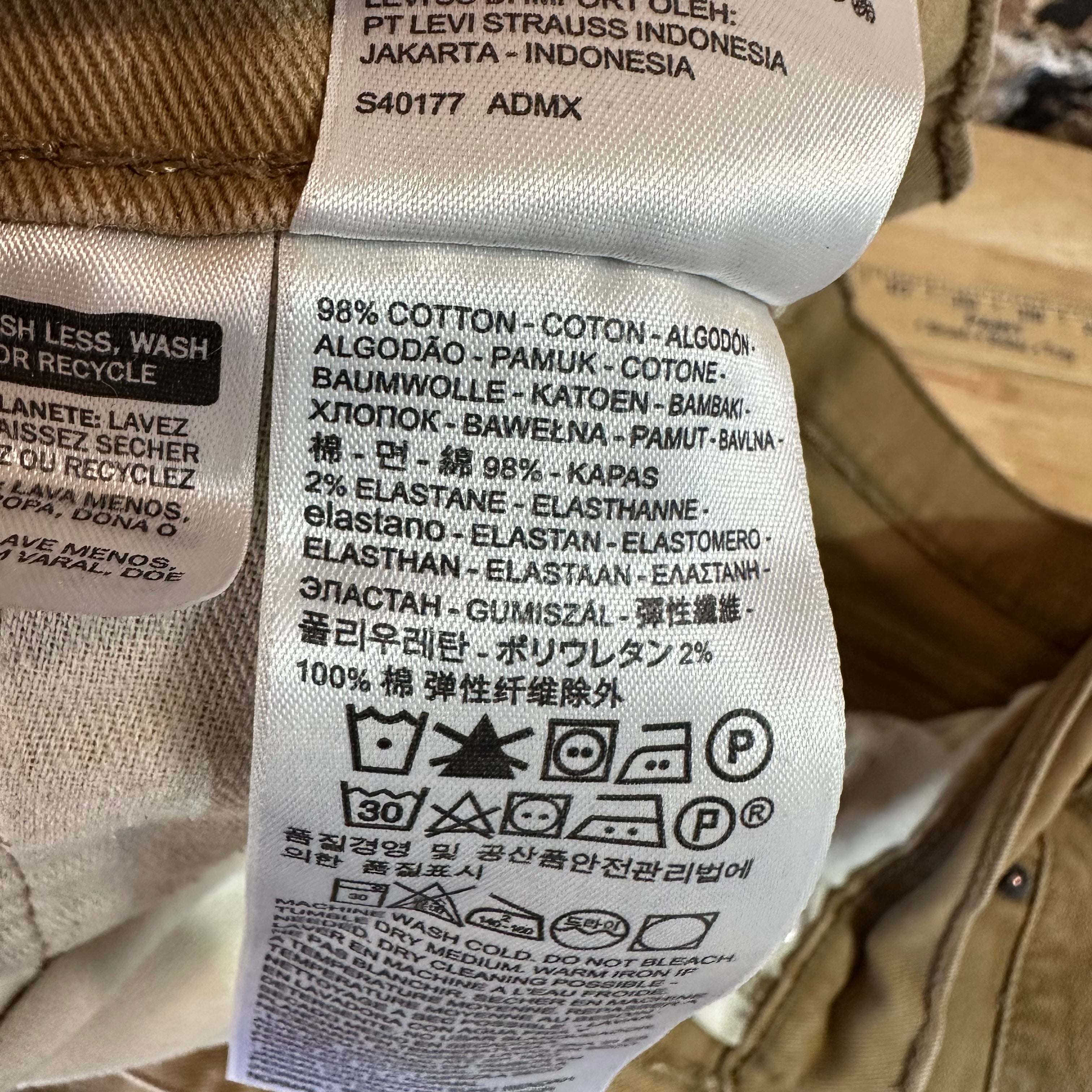 Levis 513 Jeans Mens 34x30 Brown Tan Slim Straight Leg Denim (measures 35x28.5)