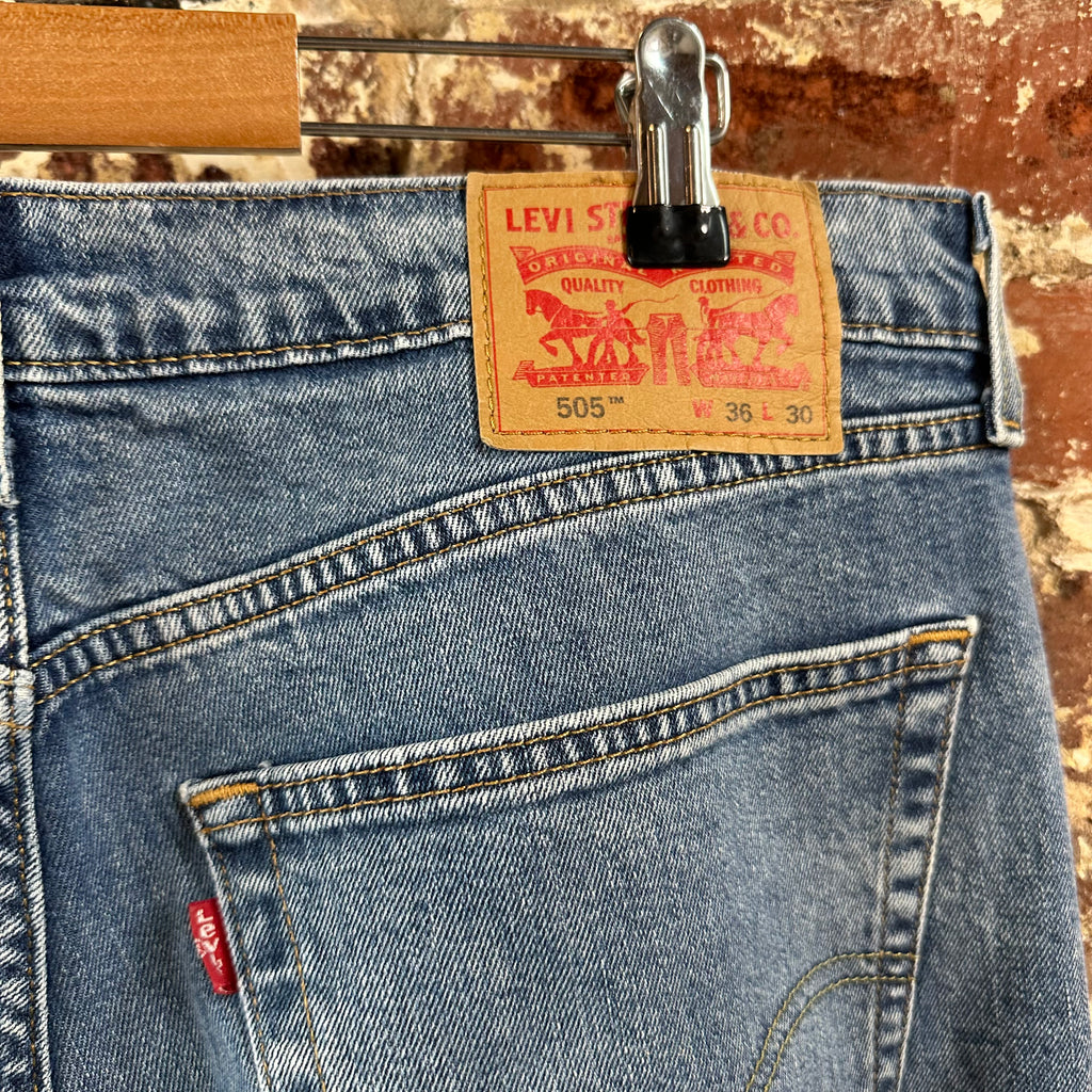 Levi's 505 Mens 36x30 Blue Jeans