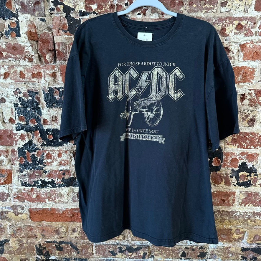 AC/DC Women's 2XL S/S T-Shirt