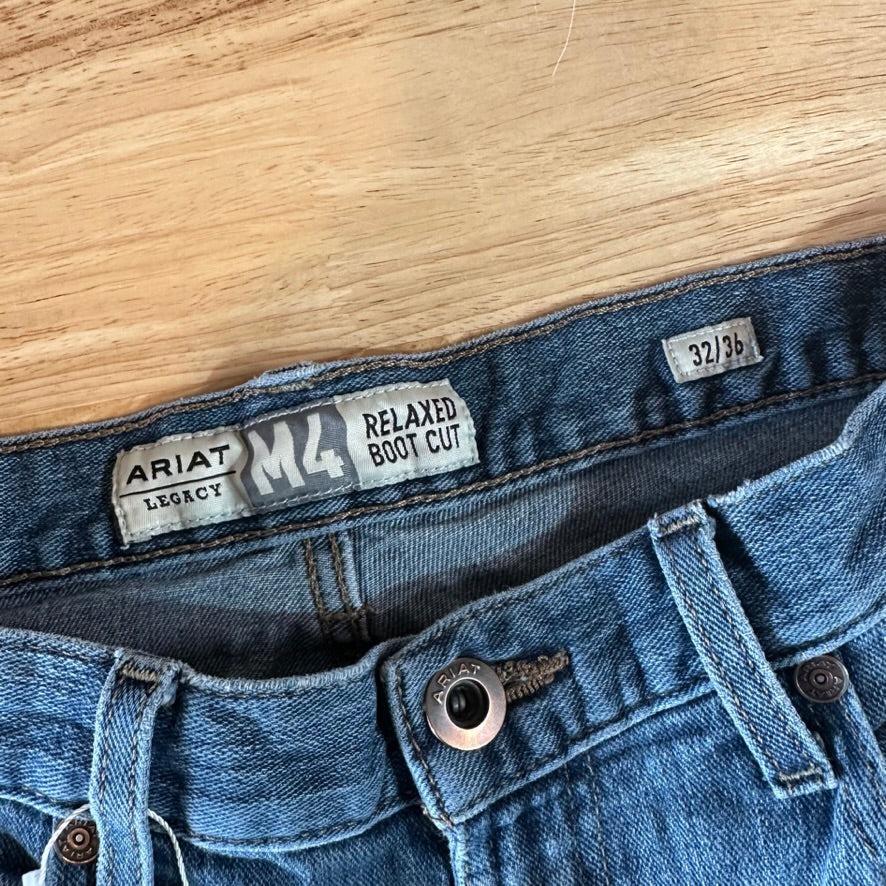 Ariat Mens 32x36 Blue Jeans