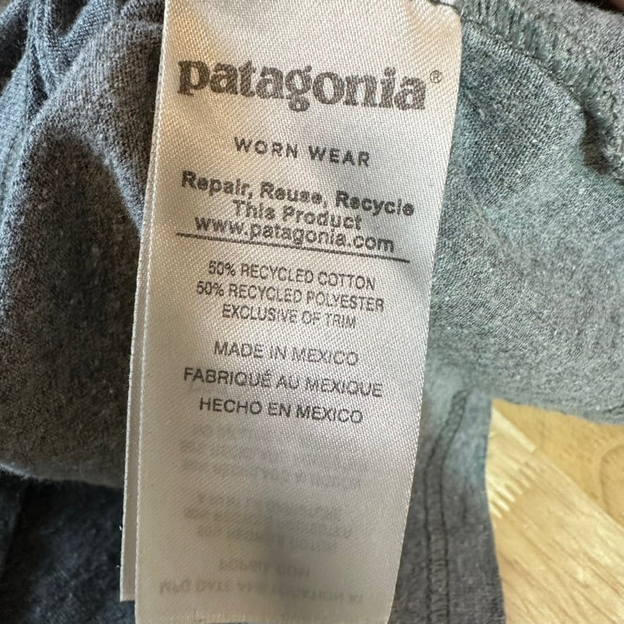 Patagonia Mens Medium Gray Tank Top